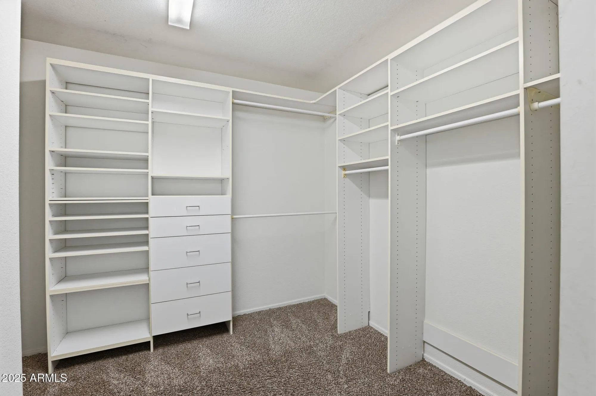 Property Slideshow image 32 of 43 | 10914 w cimarron dr, Peoria, AZ, 85373