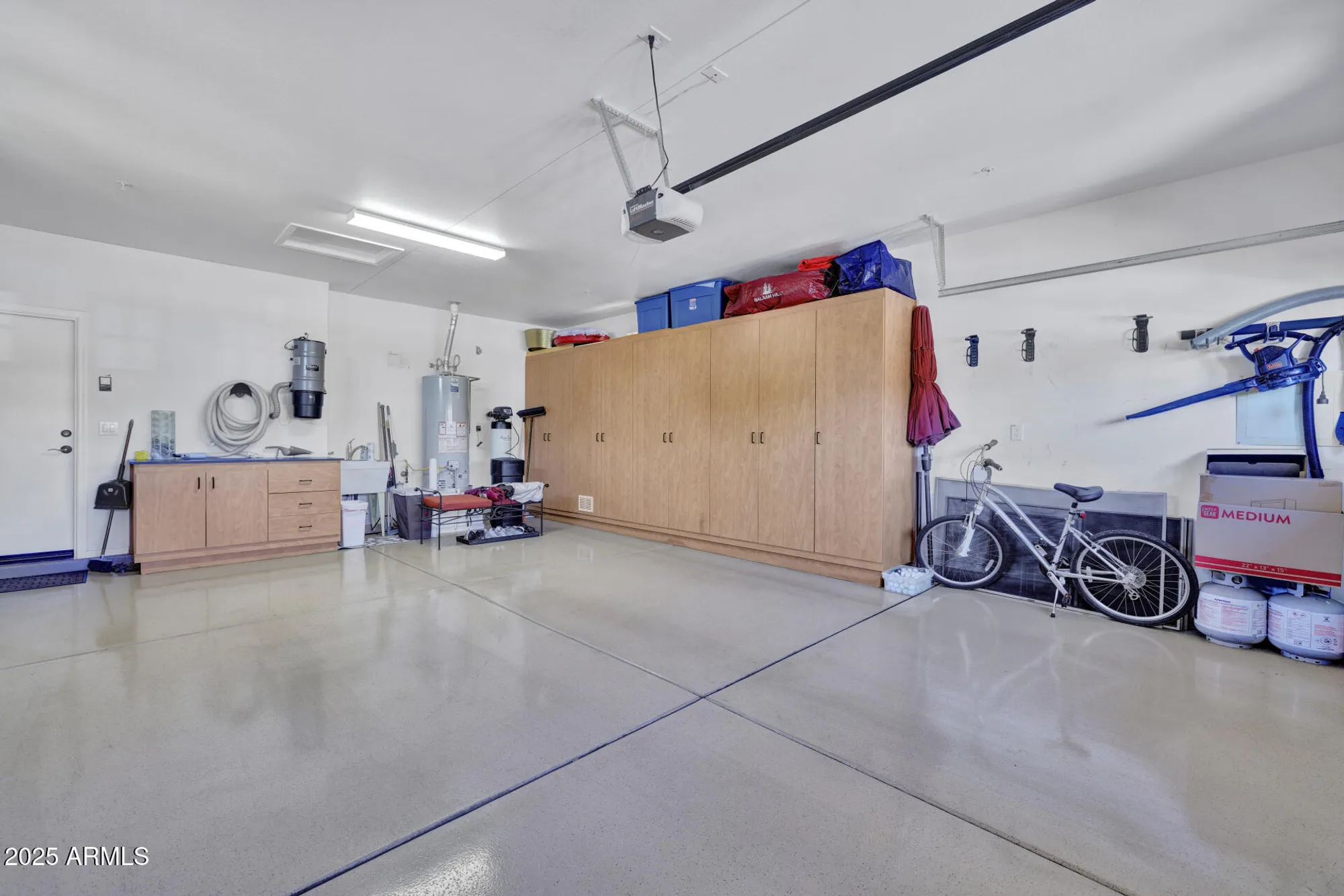 Property Slideshow image 28 of 82 | 13033 w lucia dr, Peoria, AZ, 85383