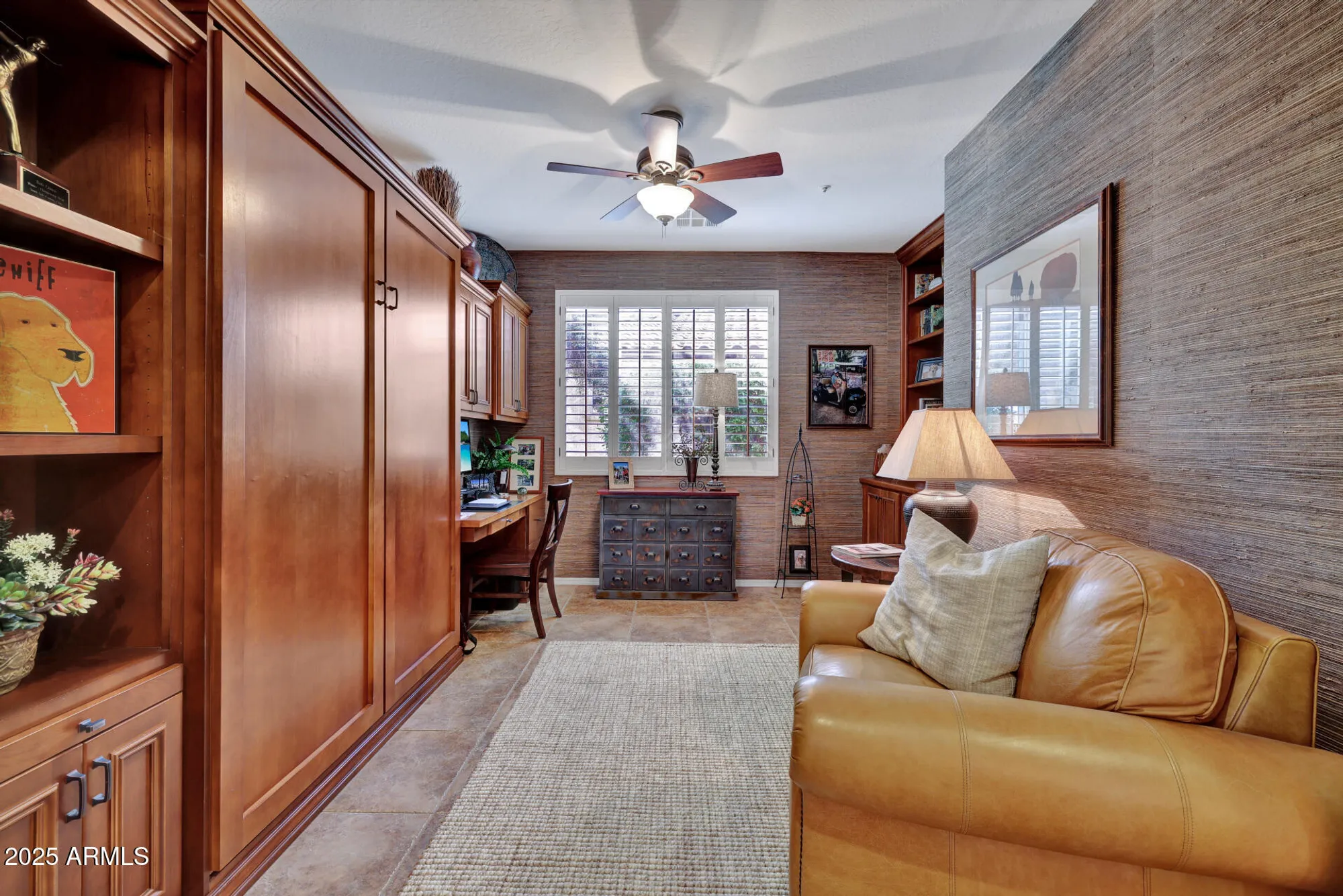 Property Slideshow image 17 of 82 | 13033 w lucia dr, Peoria, AZ, 85383