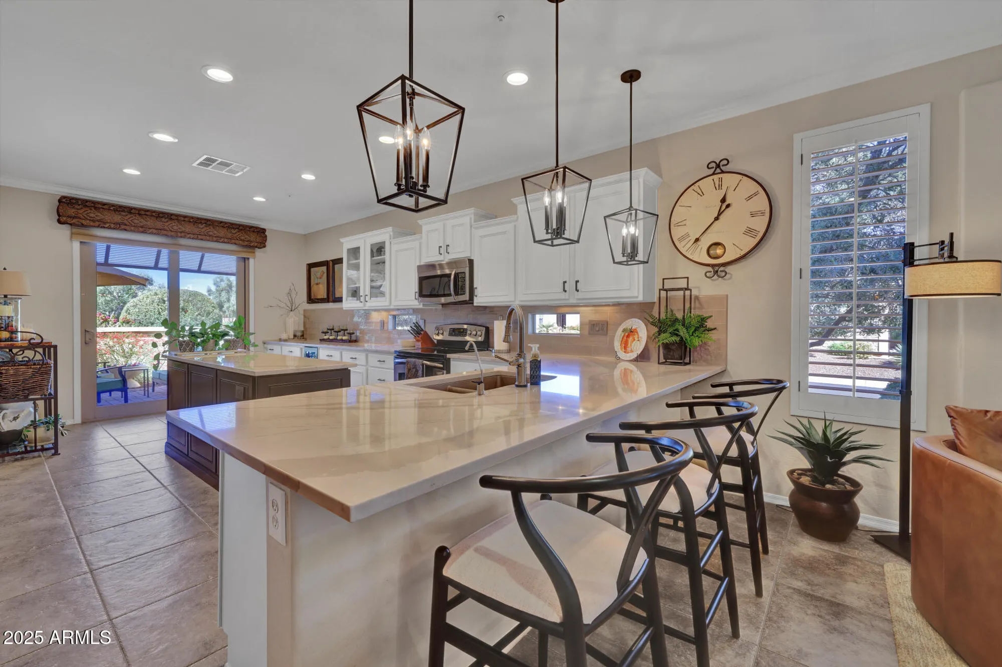 Property Slideshow image 12 of 82 | 13033 w lucia dr, Peoria, AZ, 85383