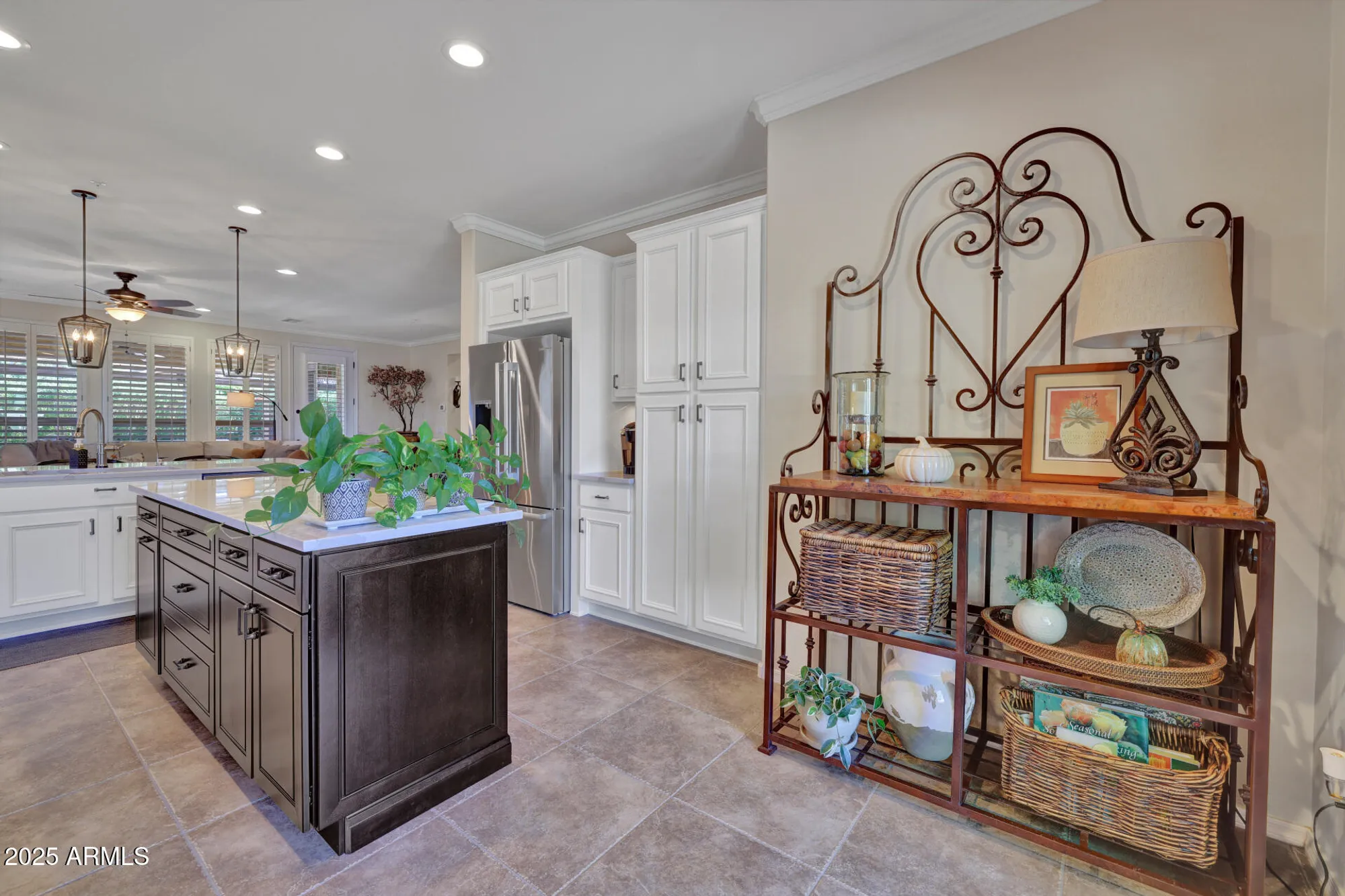 Property Slideshow image 14 of 82 | 13033 w lucia dr, Peoria, AZ, 85383