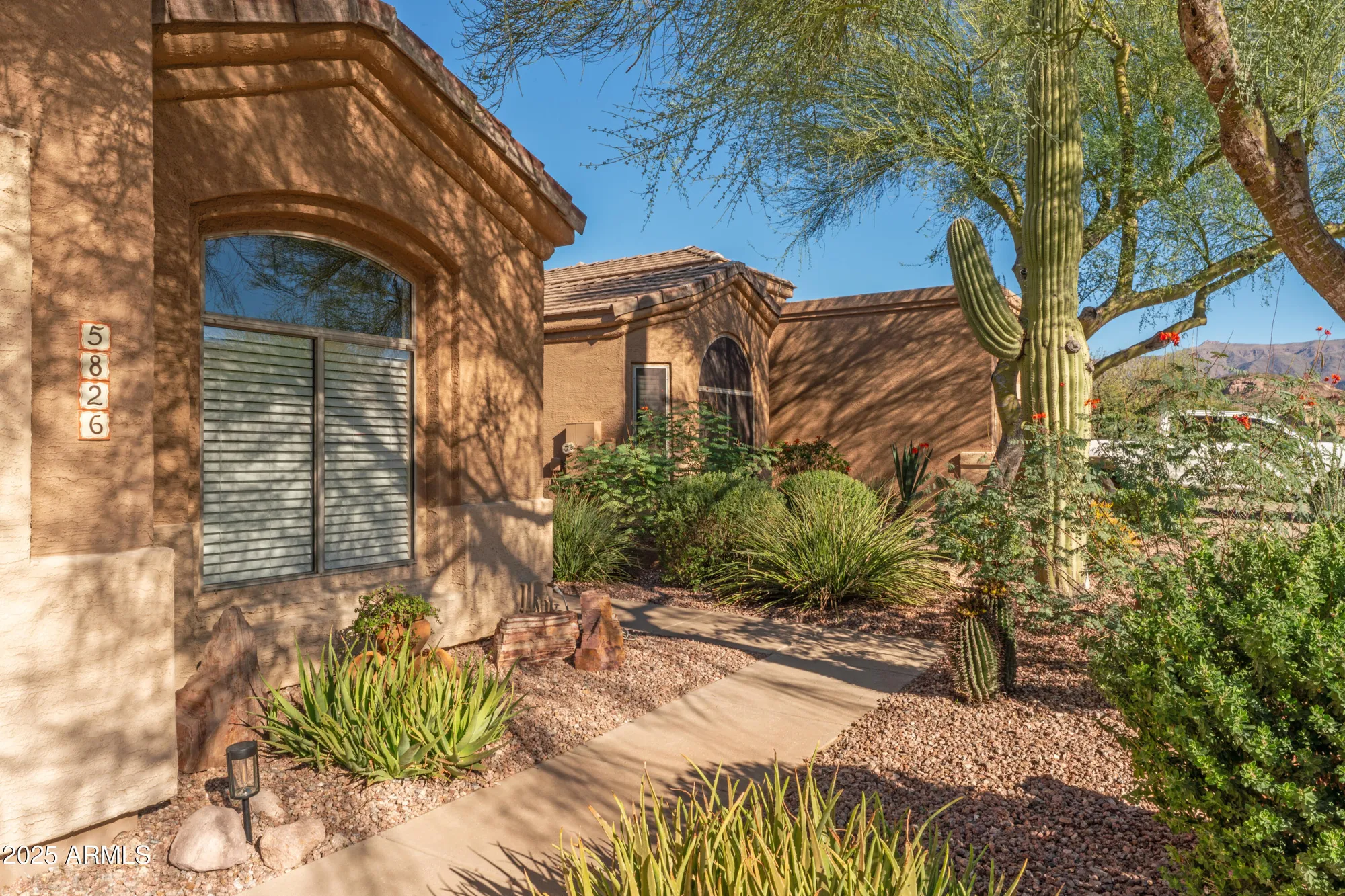 Property Slideshow image 4 of 58 | 5826 s pinnacle dr, Gold Canyon, AZ, 85118