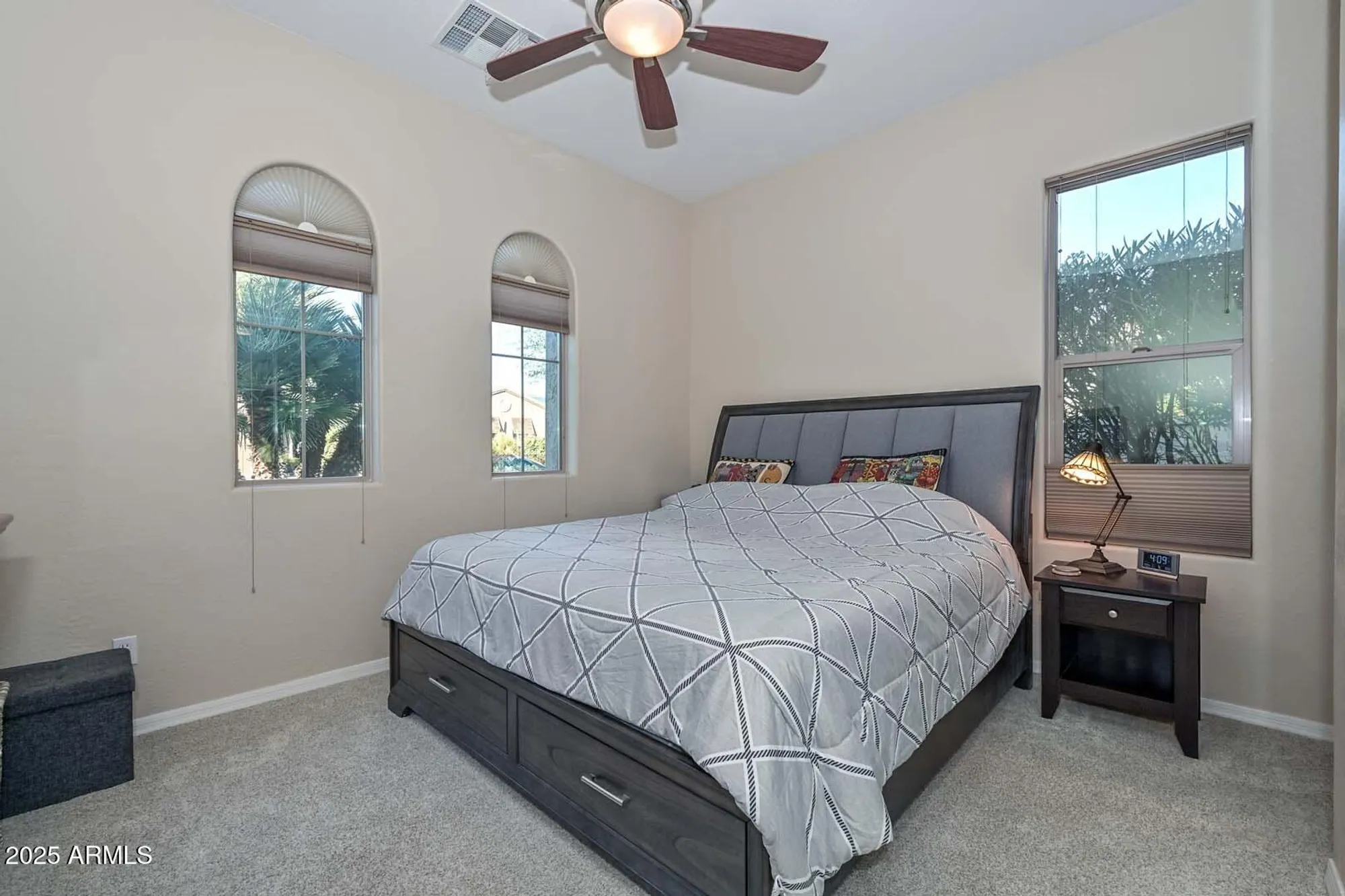 Property Slideshow image 18 of 44 | 12477 w fetlock trl, Peoria, AZ, 85383