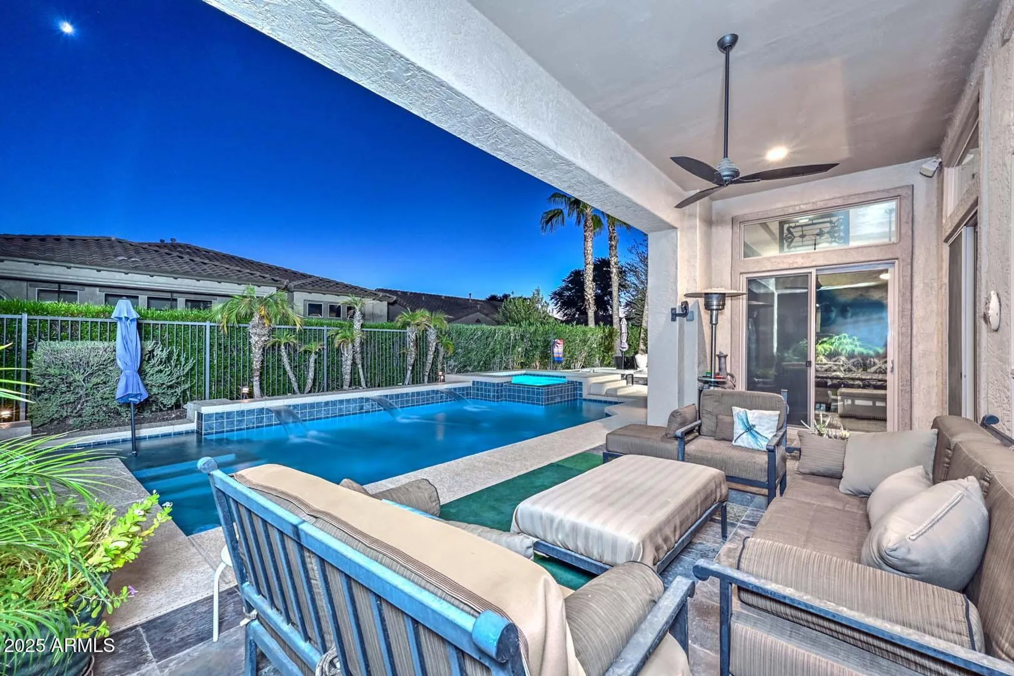 Property Slideshow image 10 of 44 | 12477 w fetlock trl, Peoria, AZ, 85383