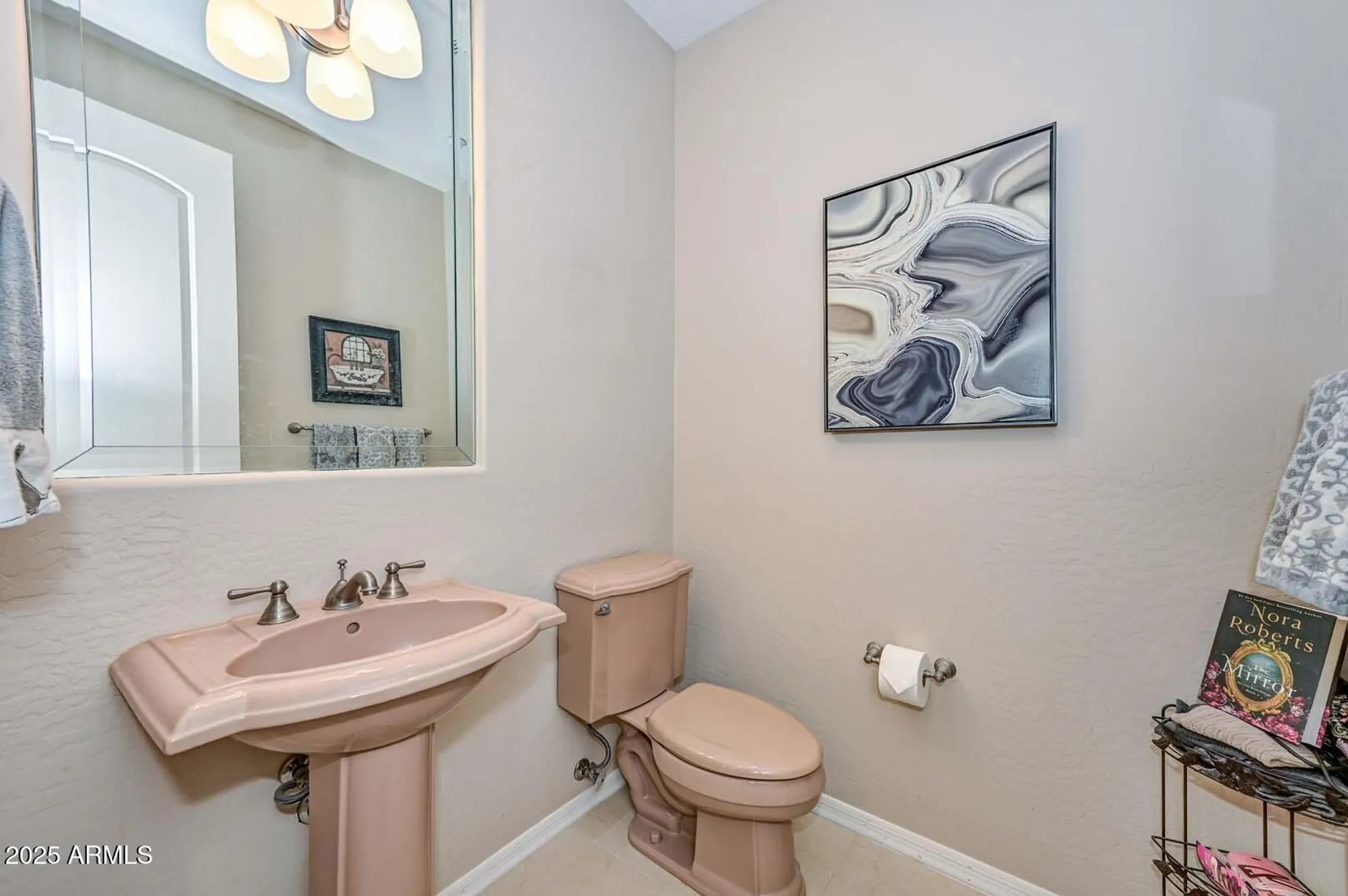 Property Slideshow image 21 of 44 | 12477 w fetlock trl, Peoria, AZ, 85383