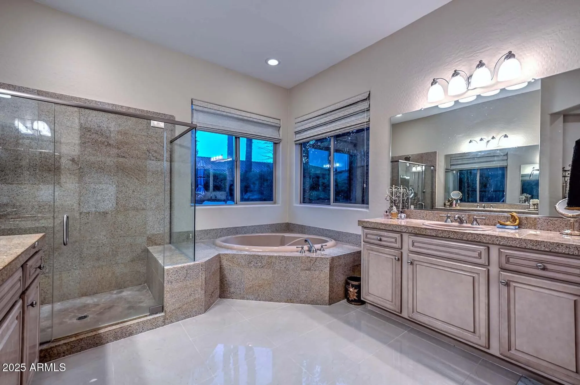 Property Slideshow image 15 of 44 | 12477 w fetlock trl, Peoria, AZ, 85383