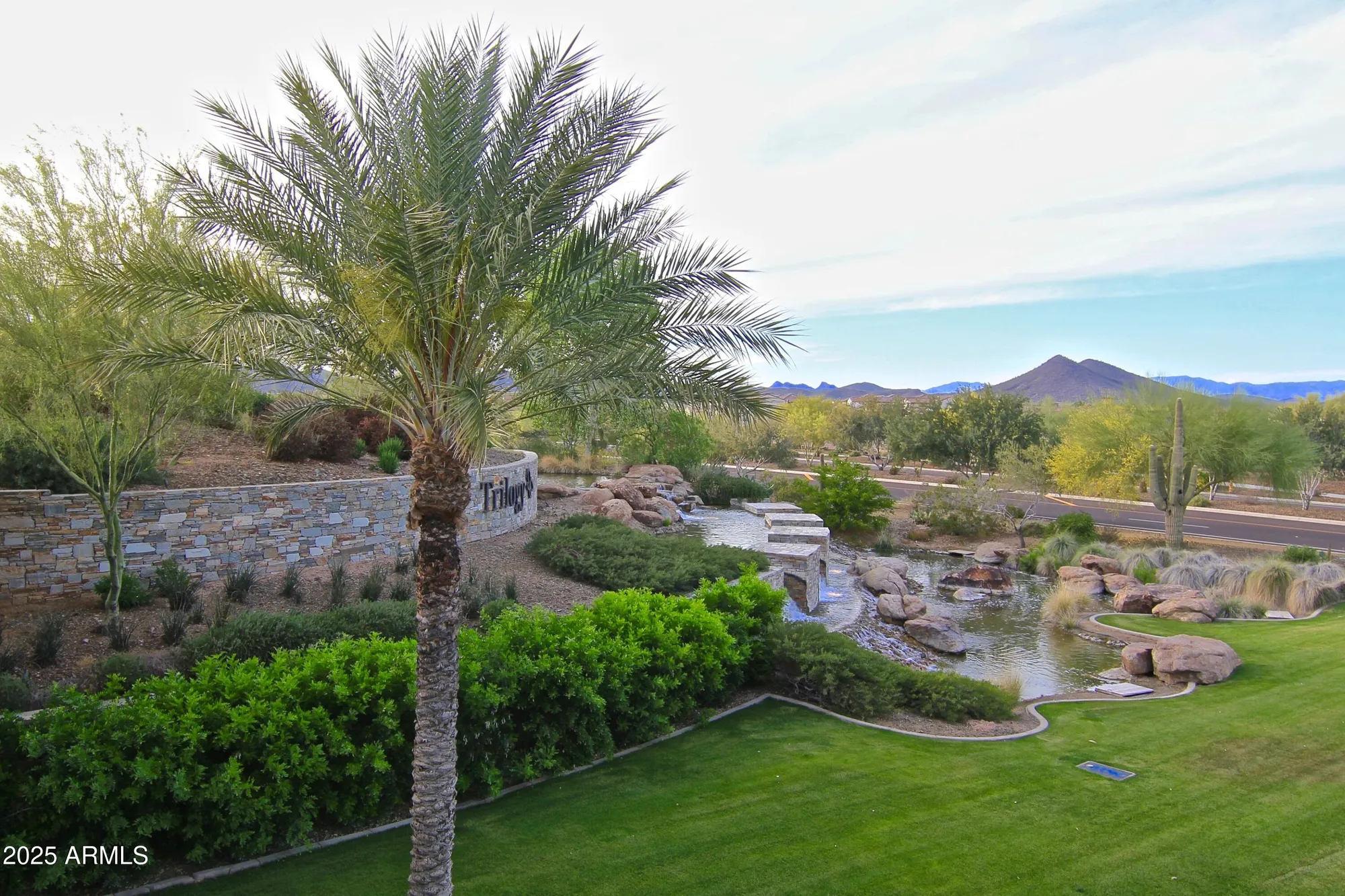 Property Slideshow image 23 of 44 | 12477 w fetlock trl, Peoria, AZ, 85383