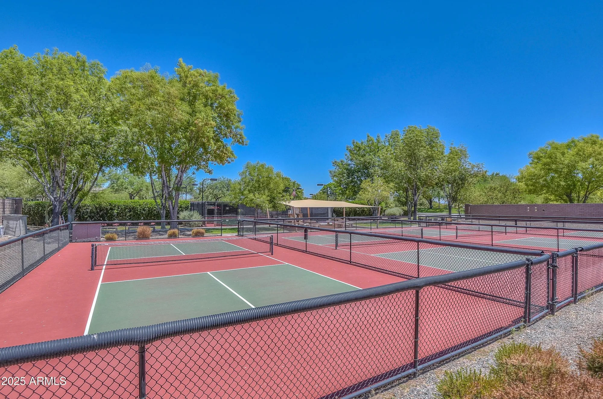 Property Slideshow image 32 of 44 | 12477 w fetlock trl, Peoria, AZ, 85383