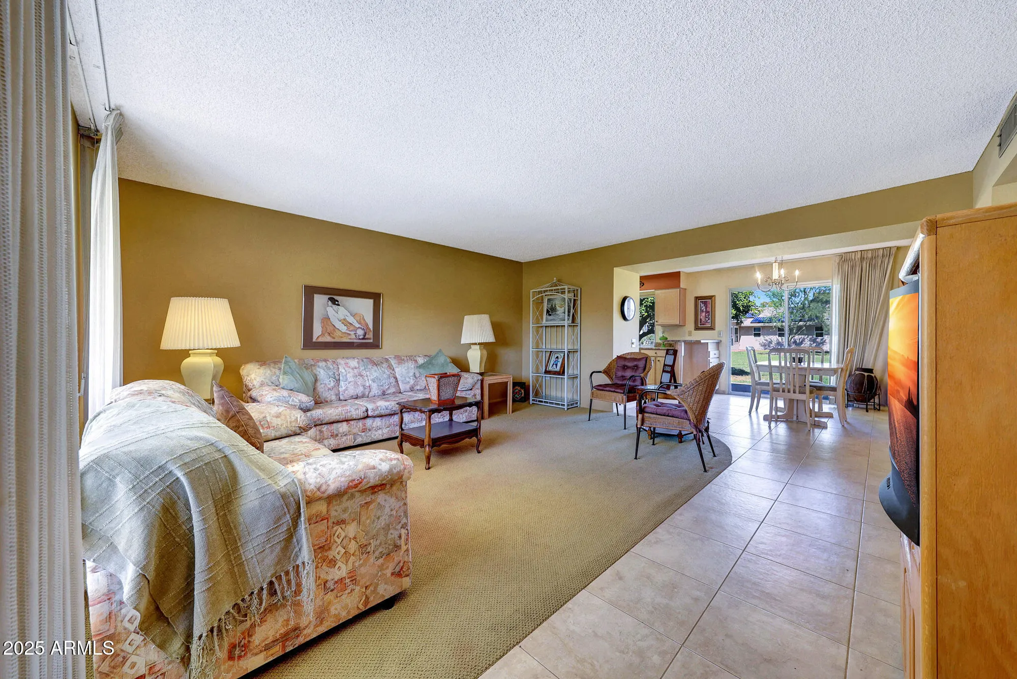 Property Slideshow image 3 of 34 | 10946 w caron dr, Sun City, AZ, 85351