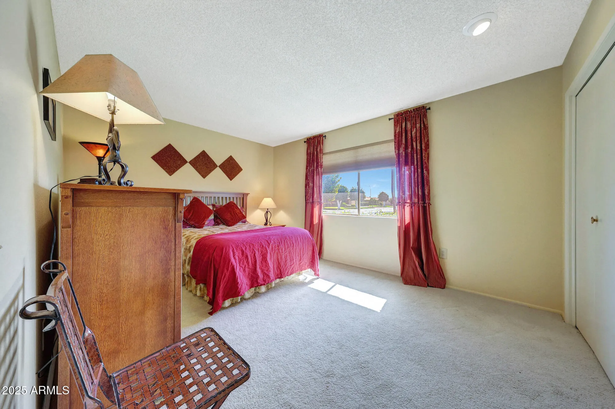 Property Slideshow image 21 of 34 | 10946 w caron dr, Sun City, AZ, 85351