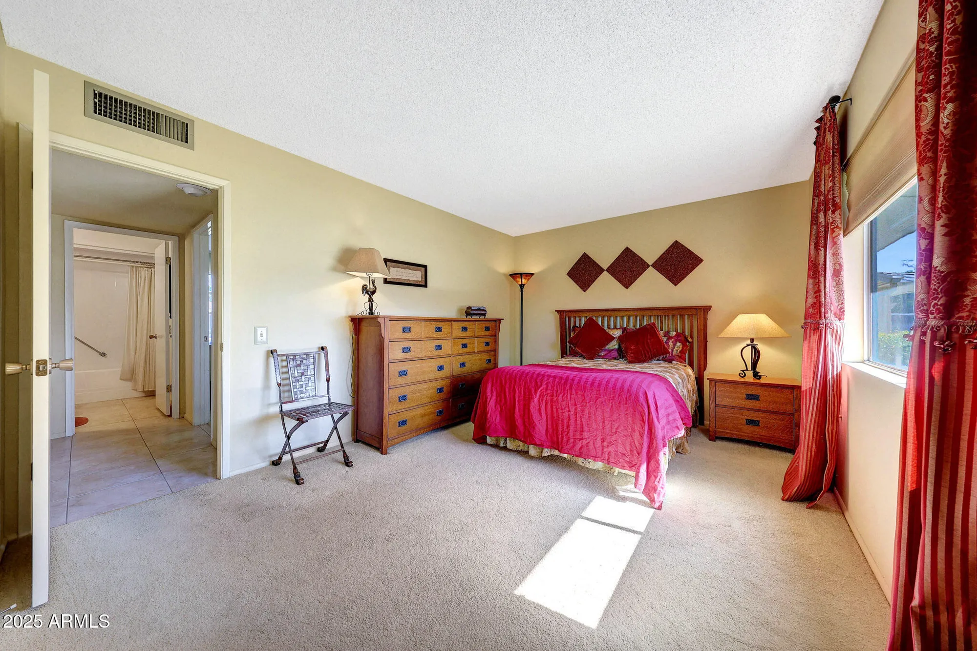 Property Slideshow image 22 of 34 | 10946 w caron dr, Sun City, AZ, 85351