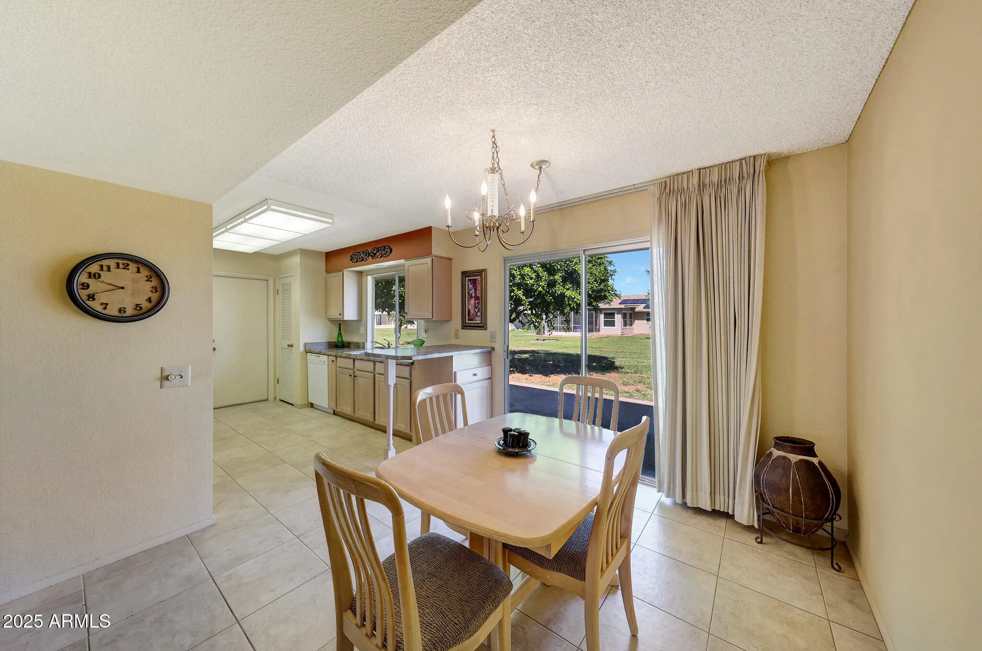 Property Slideshow image 17 of 34 | 10946 w caron dr, Sun City, AZ, 85351