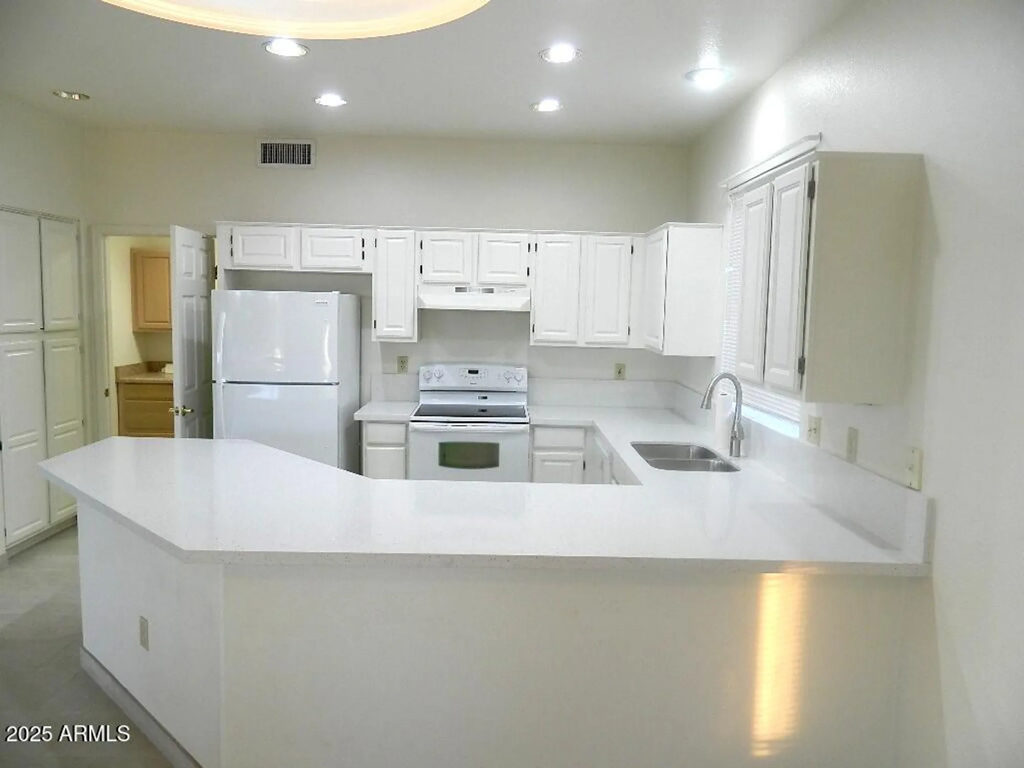 Property Slideshow image 2 of 36 | 15025 w yosemite dr, Sun City West, AZ, 85375