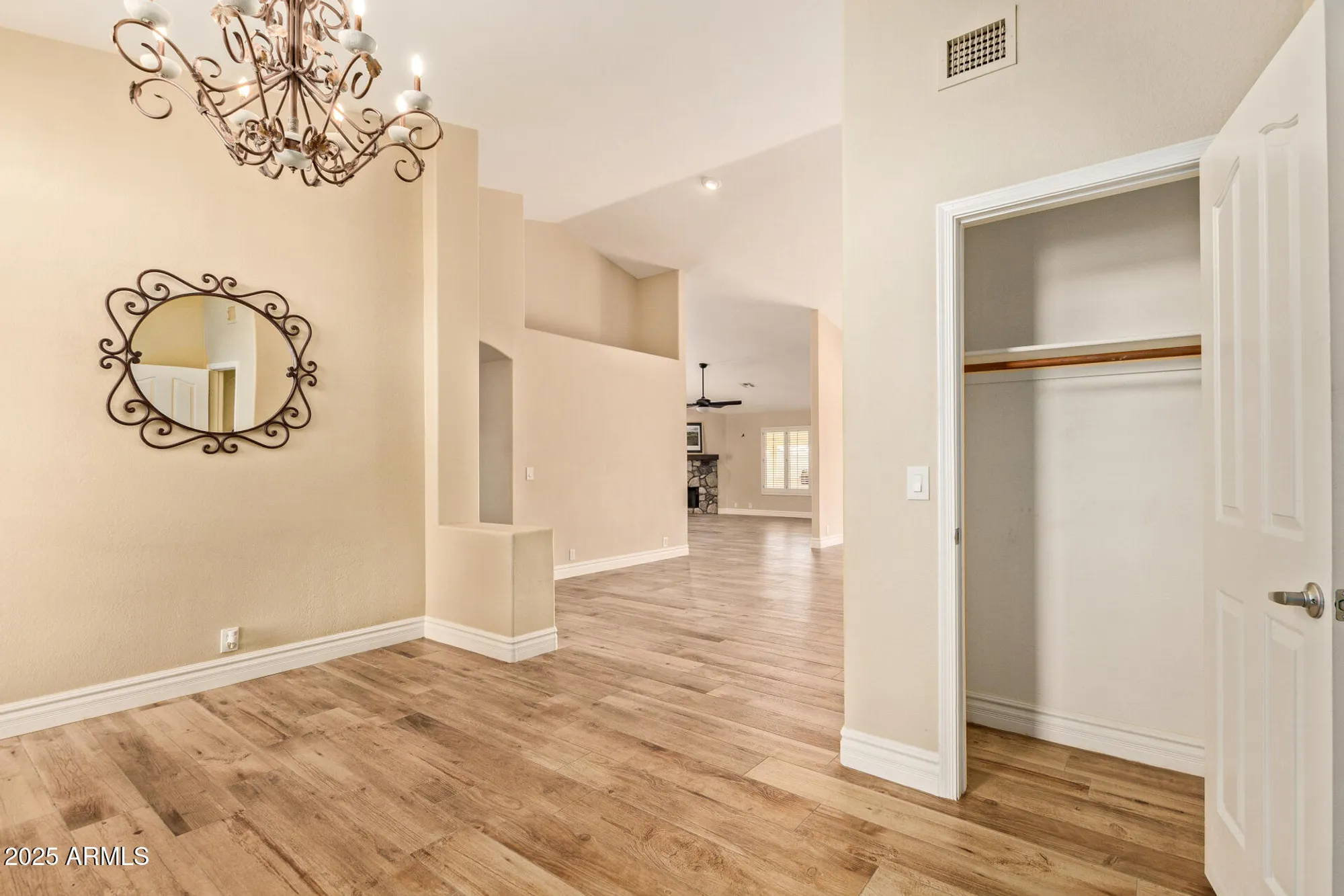 Property Slideshow image 5 of 48 | 8345 w rosemonte dr, Peoria, AZ, 85382