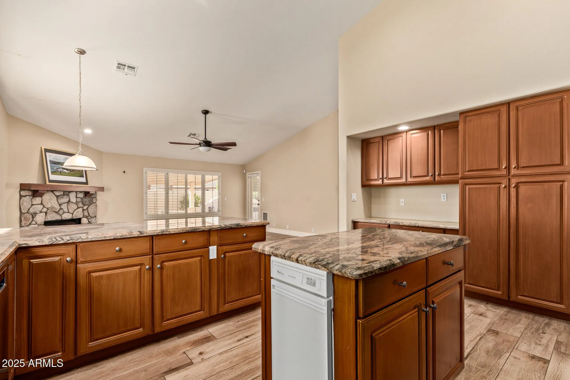 Property Slideshow image 19 of 48 | 8345 w rosemonte dr, Peoria, AZ, 85382