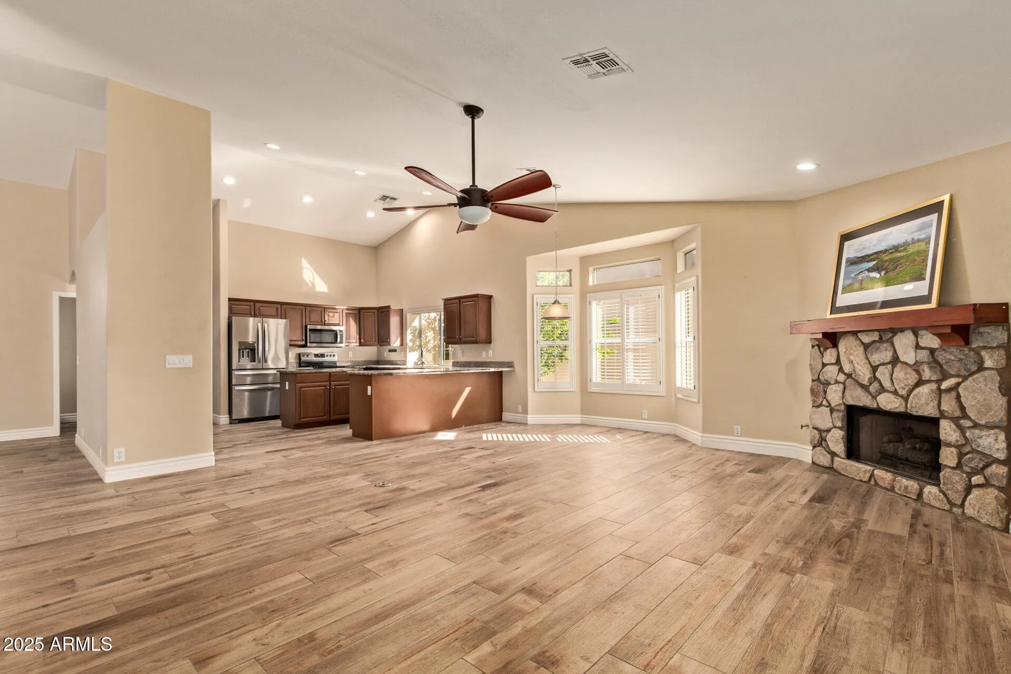 Property Slideshow image 14 of 48 | 8345 w rosemonte dr, Peoria, AZ, 85382