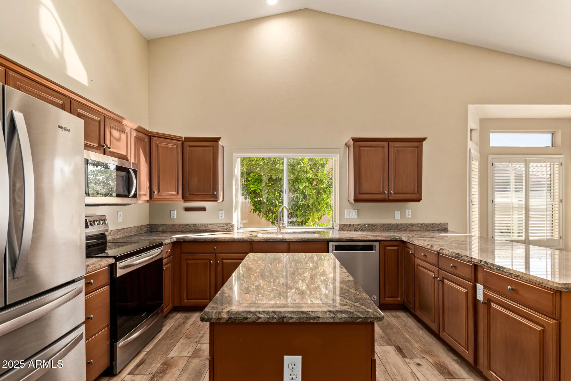 Property Slideshow image 17 of 48 | 8345 w rosemonte dr, Peoria, AZ, 85382