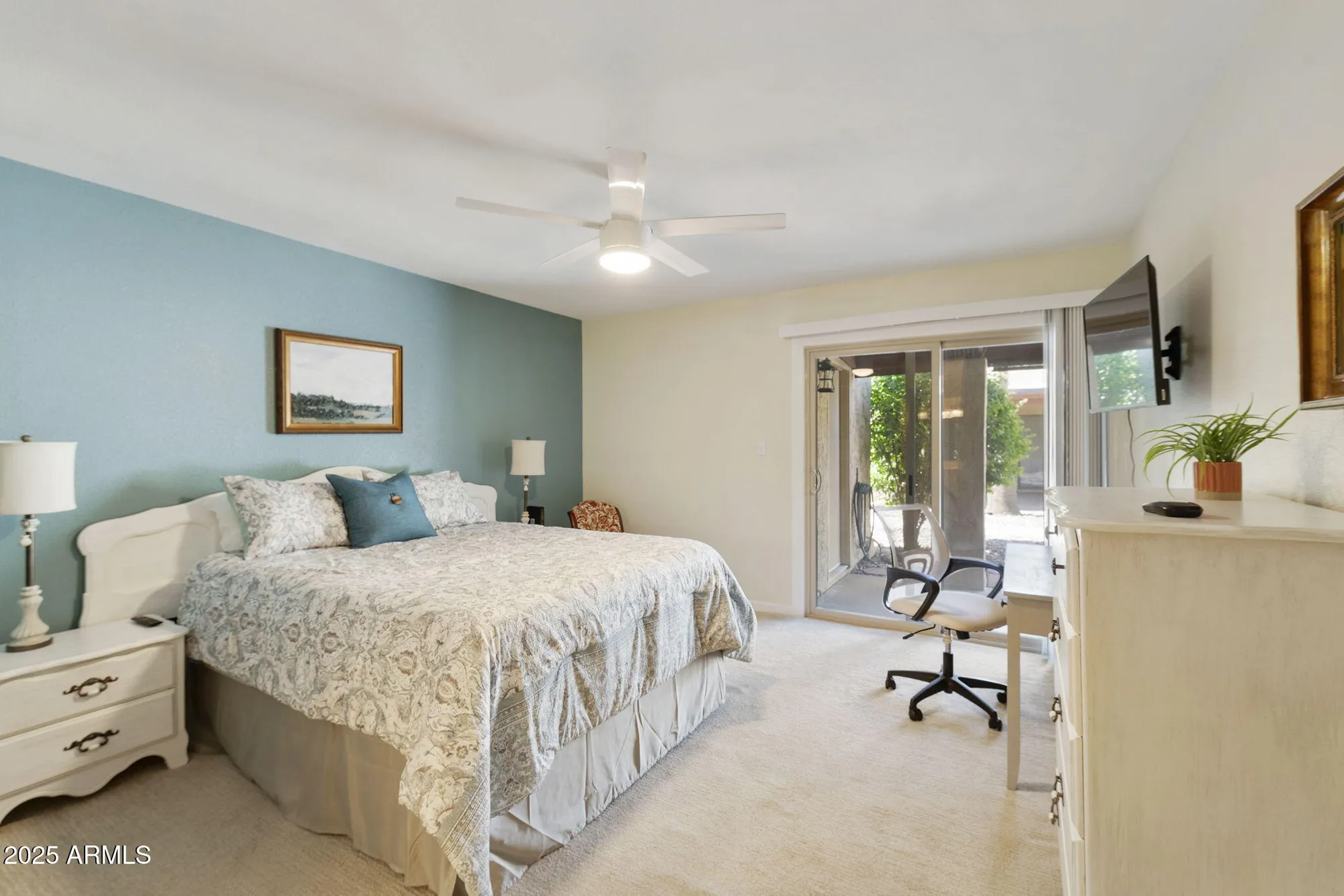 Property Slideshow image 9 of 42 | 524 s palo verde way, Mesa, AZ, 85208