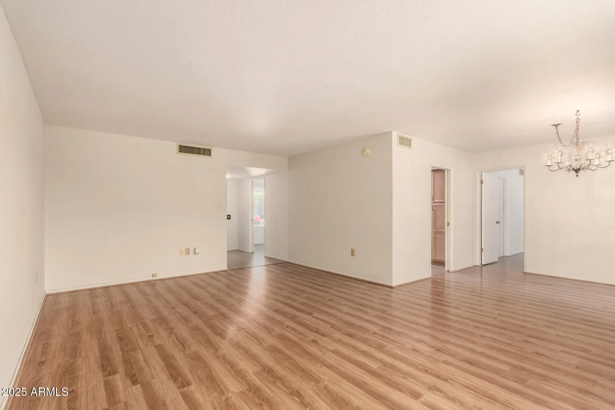 Property Slideshow image 10 of 39 | 13806 n 98th ave, Sun City, AZ, 85351