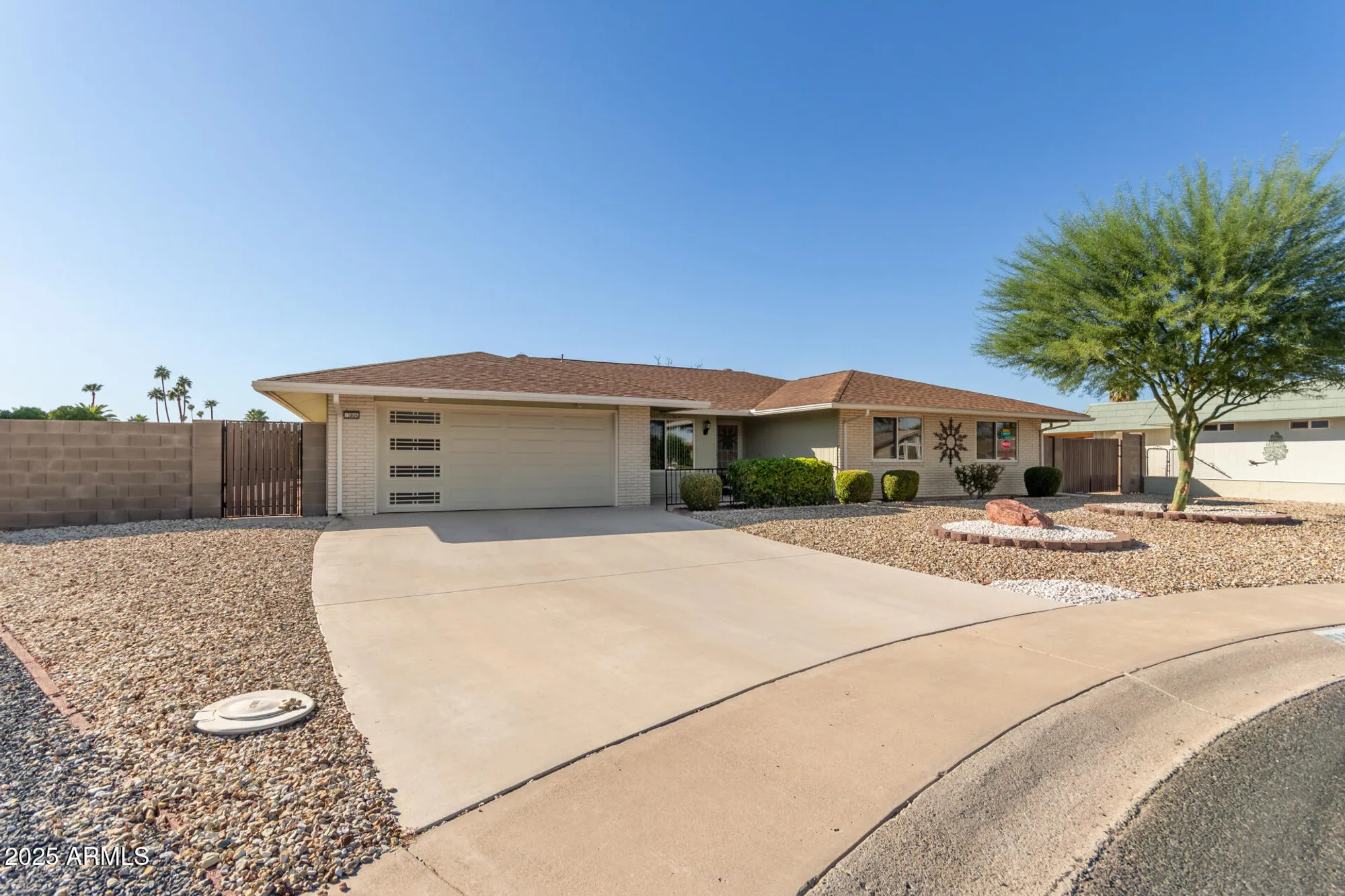 Property Slideshow image 4 of 39 | 13806 n 98th ave, Sun City, AZ, 85351