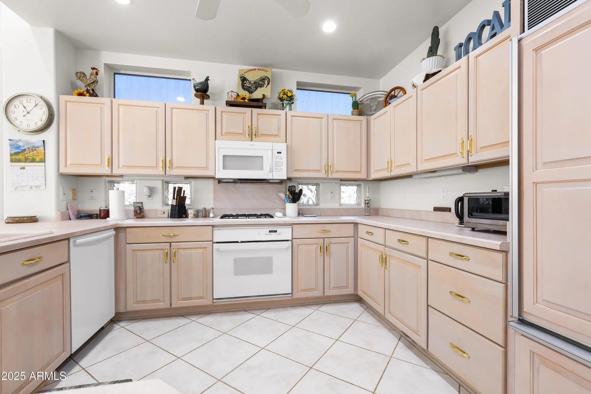 Property Slideshow image 12 of 64 | 13811 w via tercero, Sun City West, AZ, 85375