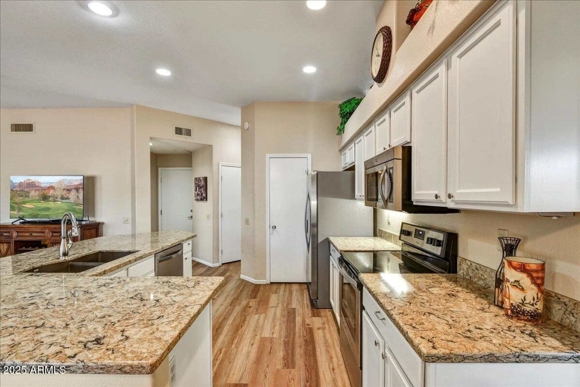 Property Slideshow image 6 of 15 | 14332 w dusty trail blvd, Sun City West, AZ, 85375