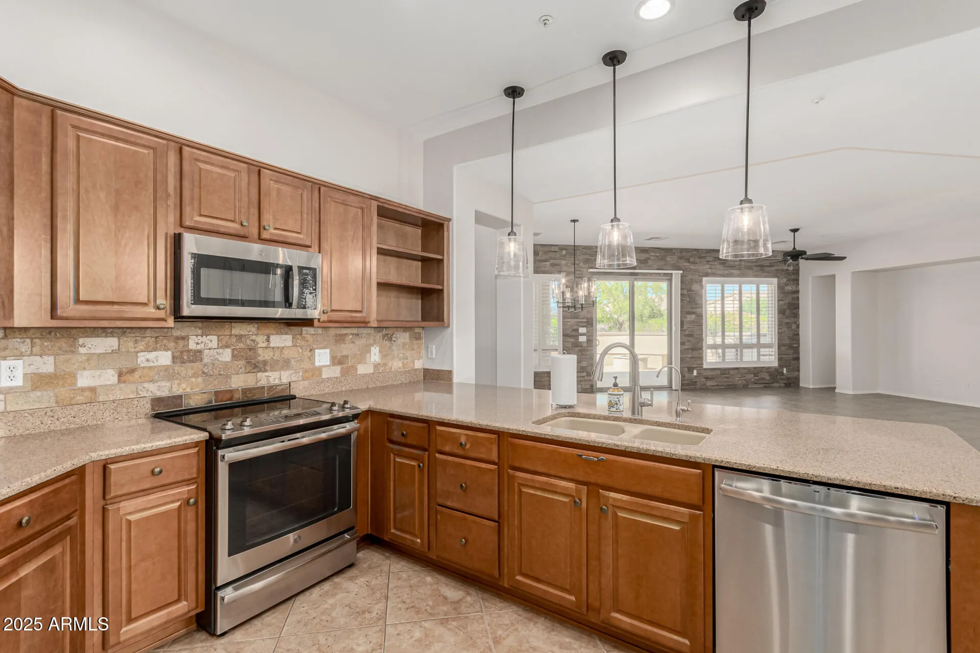Property Slideshow image 14 of 58 | 27792 n 129th ln, Peoria, AZ, 85383