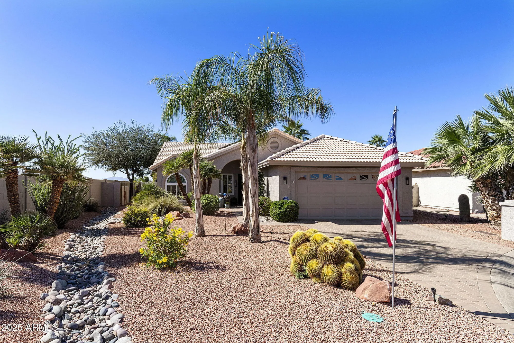 Property Slideshow image 1 of 16 | 26632 s nottingham ct, Sun Lakes, AZ, 85248
