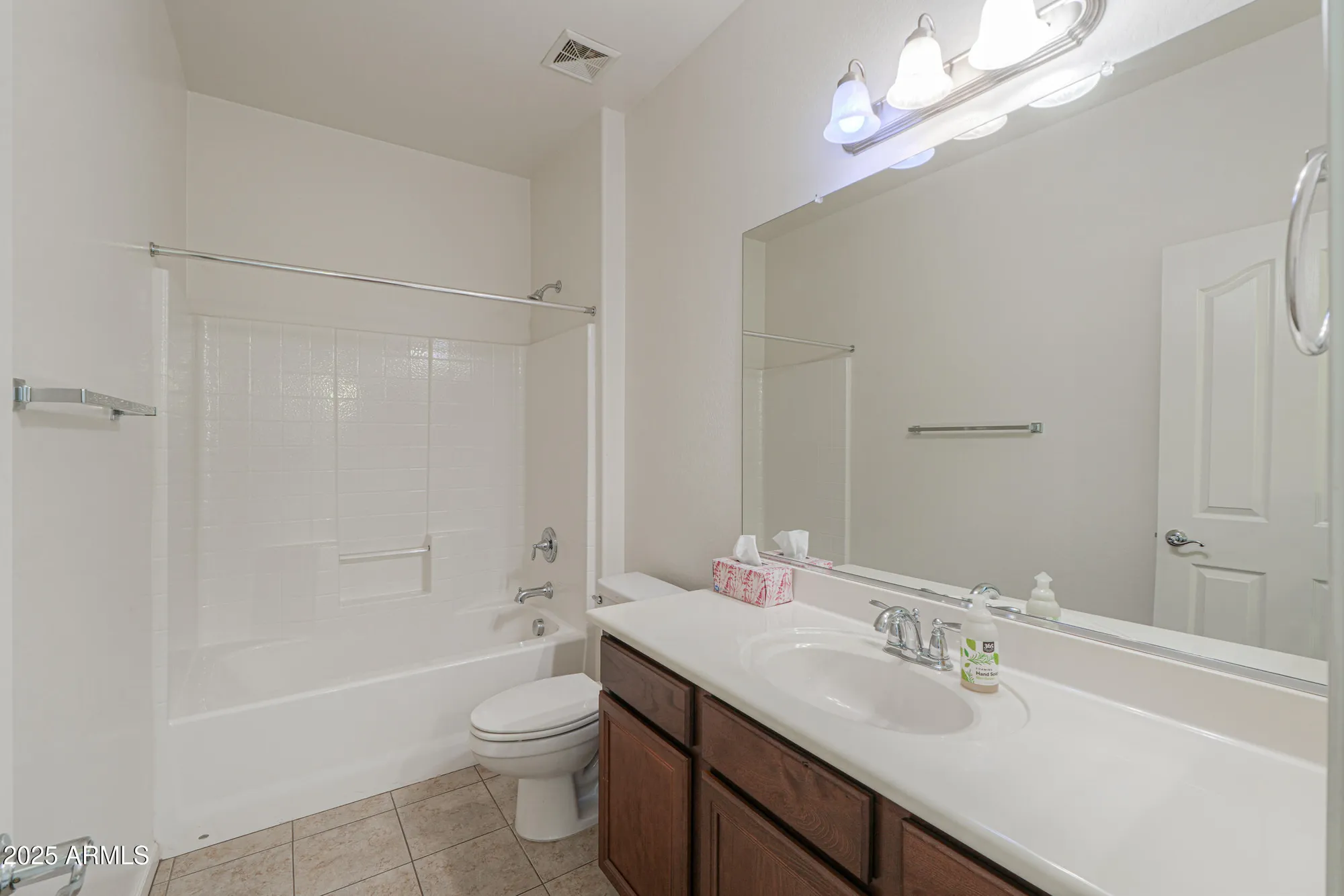 Property Slideshow image 12 of 25 | 1542 e melrose dr, Casa Grande, AZ, 85122