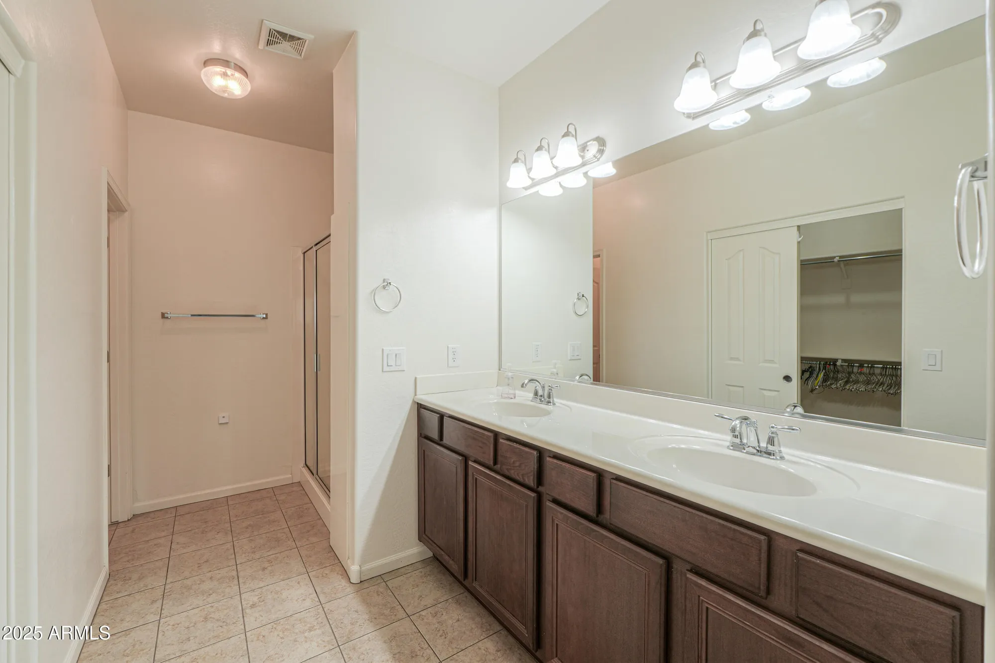 Property Slideshow image 17 of 25 | 1542 e melrose dr, Casa Grande, AZ, 85122