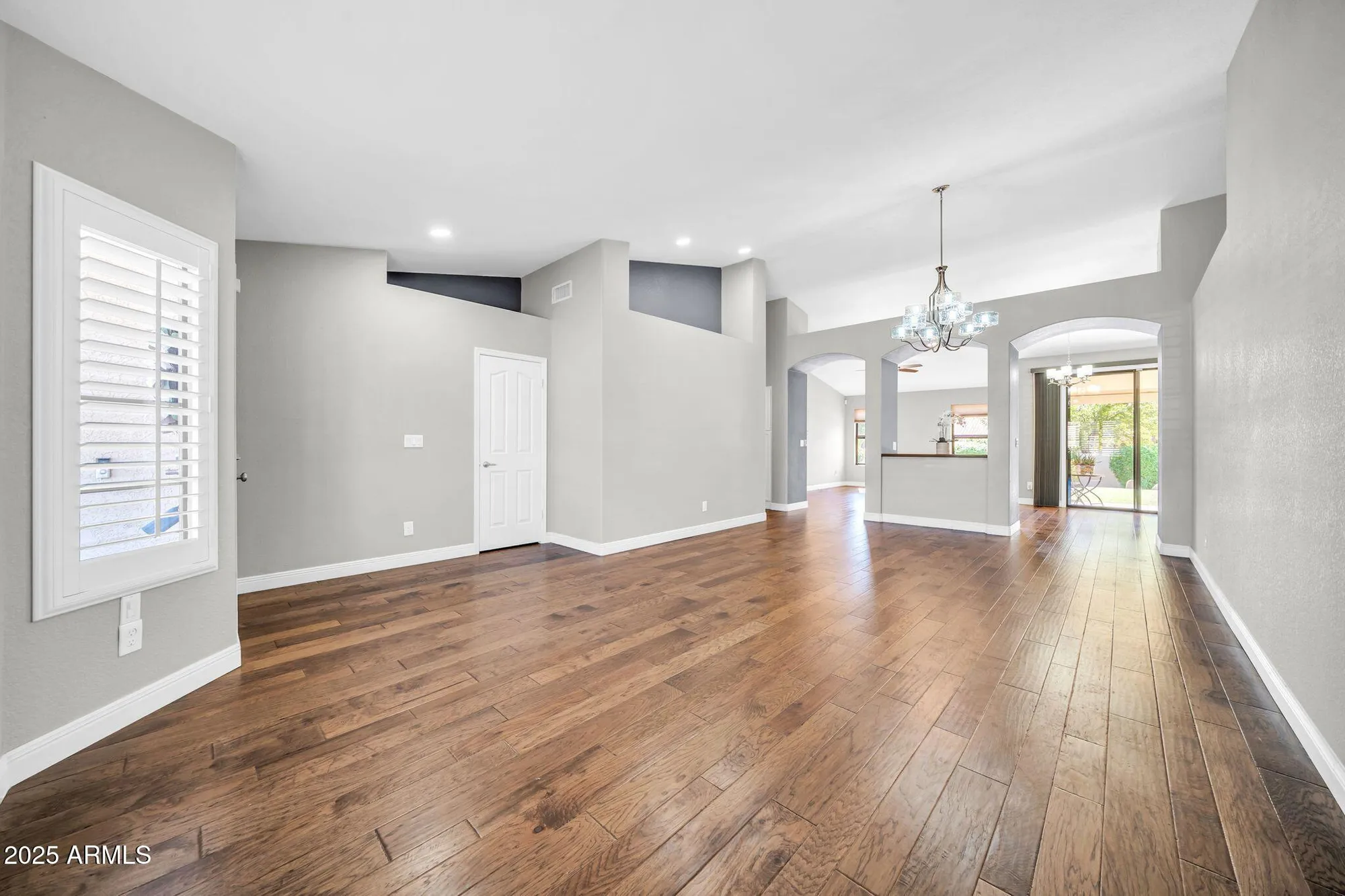 Property Slideshow image 10 of 26 | 9551 w sierra pinta dr, Peoria, AZ, 85382