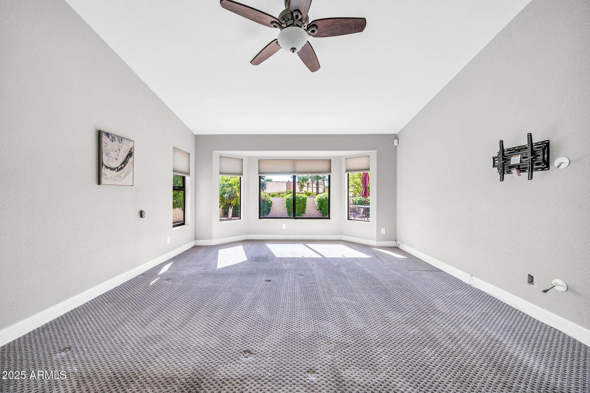 Property Slideshow image 12 of 26 | 9551 w sierra pinta dr, Peoria, AZ, 85382