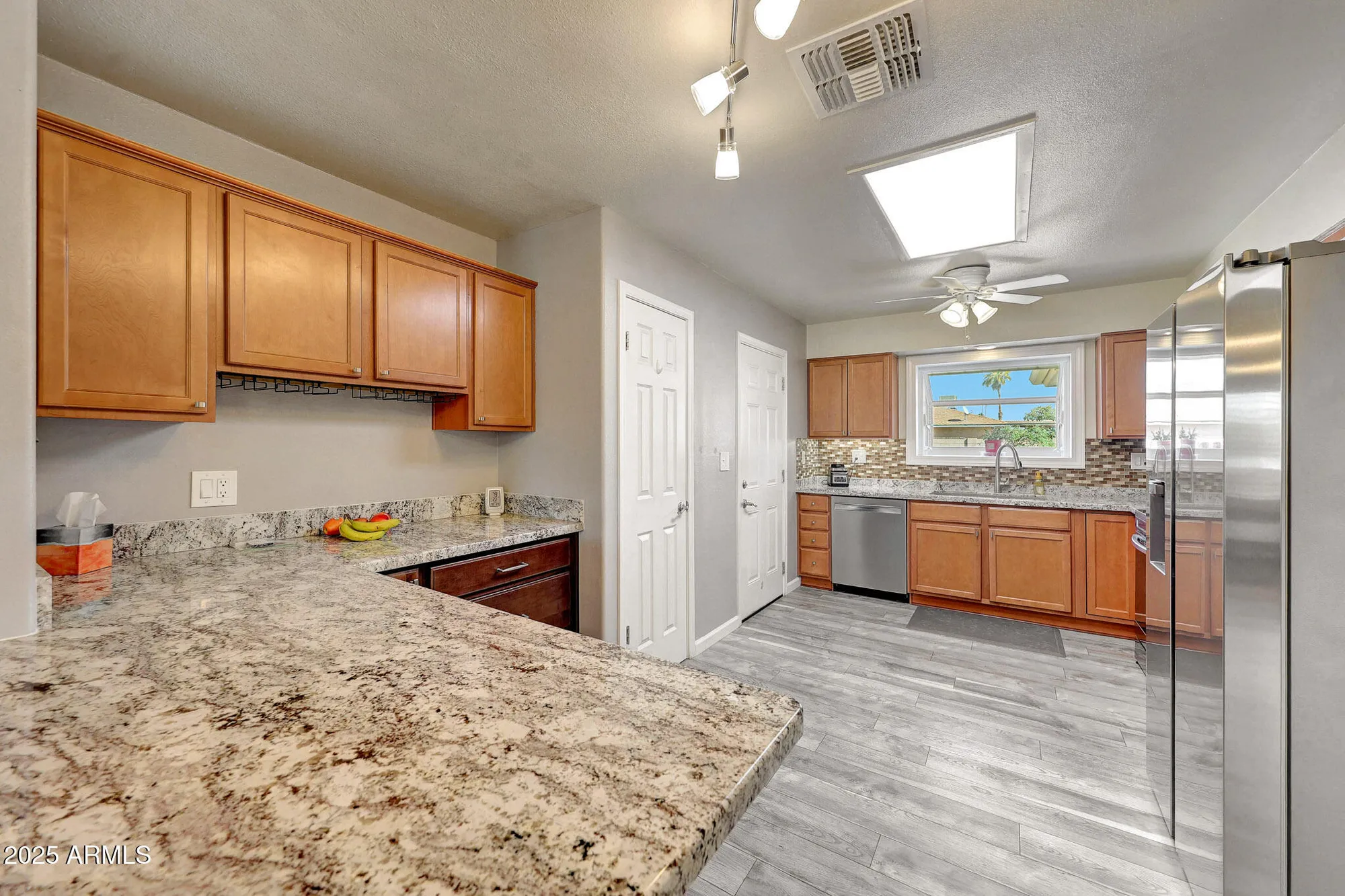 Property Slideshow image 18 of 43 | 10309 w floriade dr, Sun City, AZ, 85351