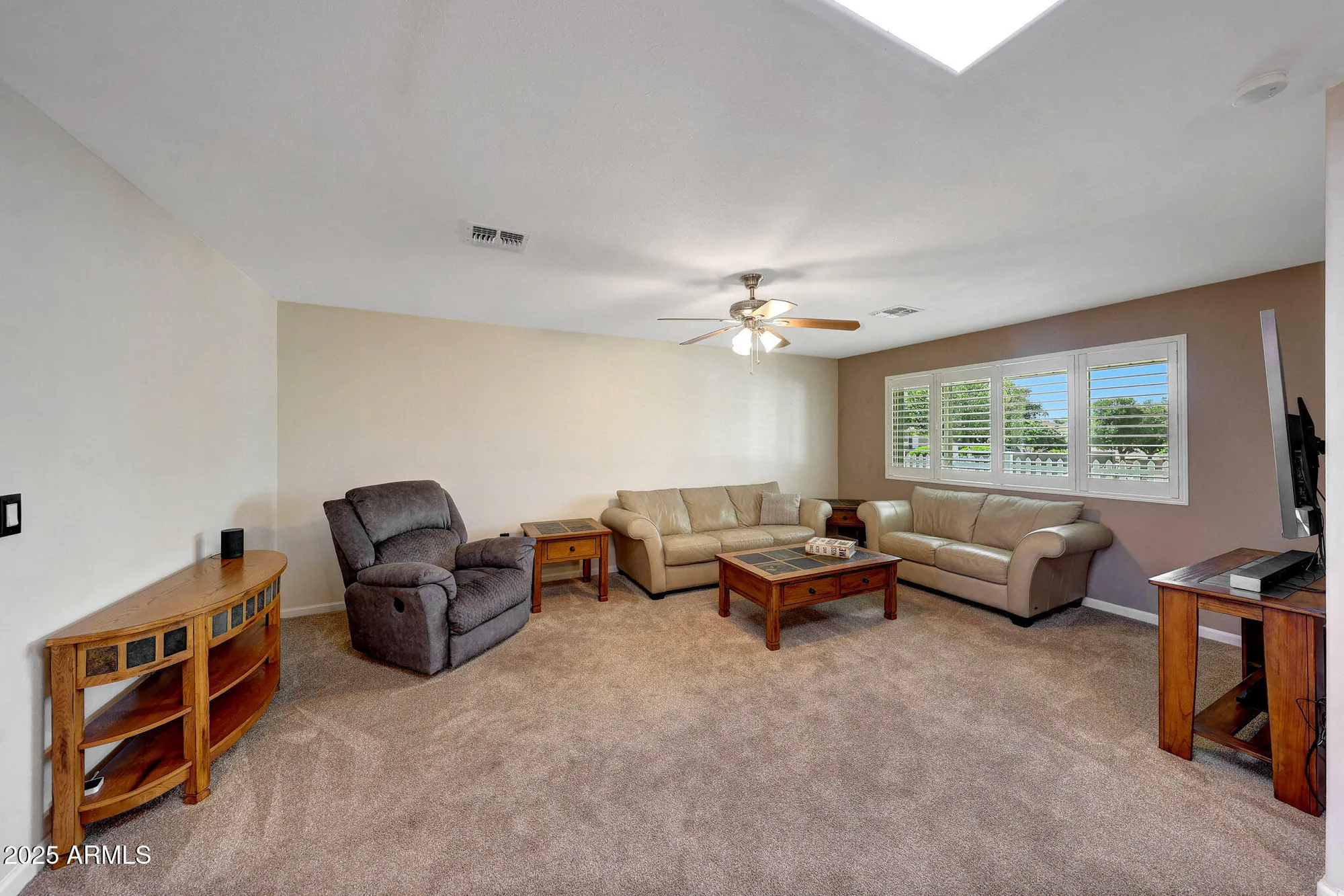 Property Slideshow image 12 of 43 | 10309 w floriade dr, Sun City, AZ, 85351