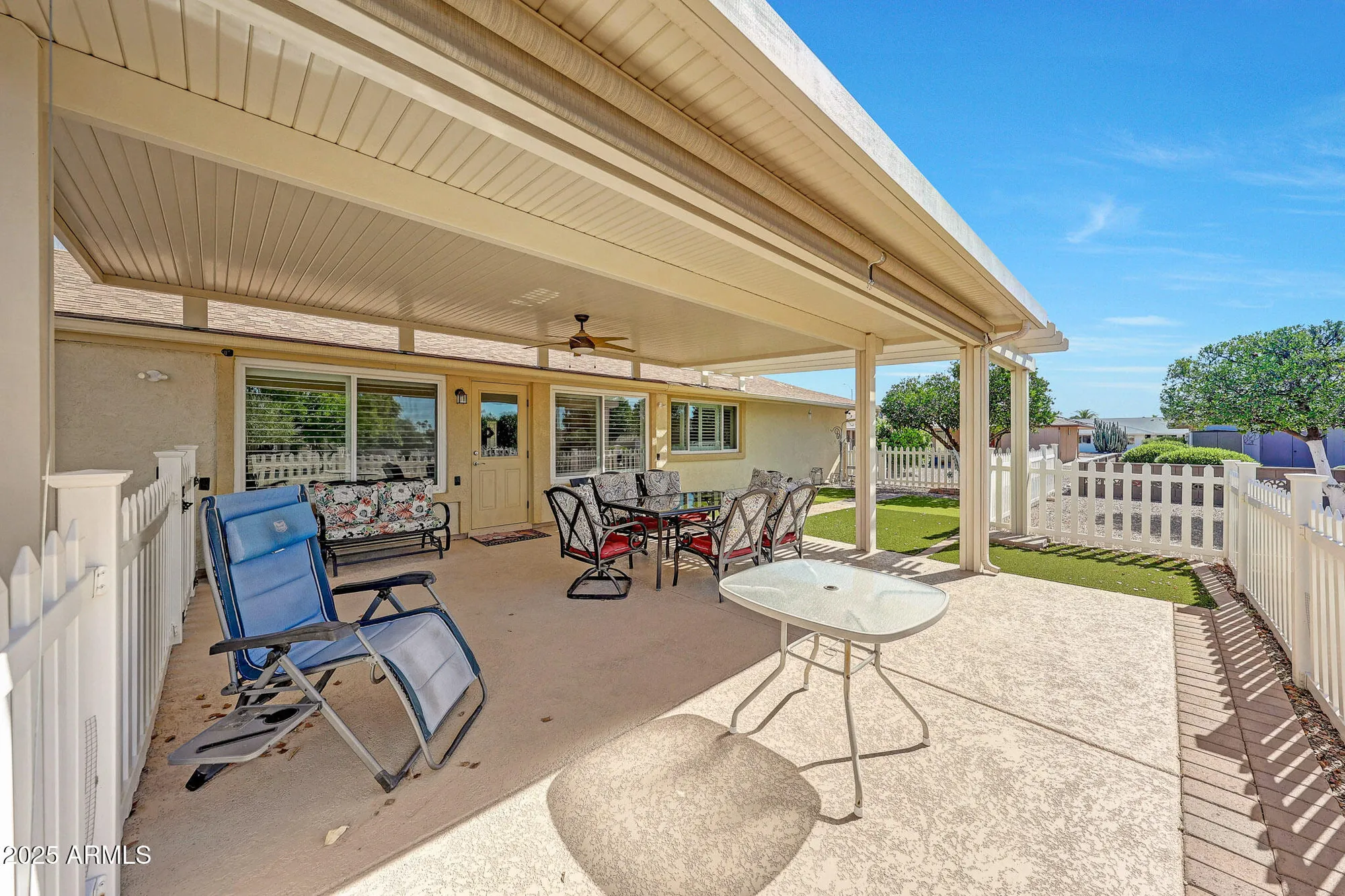 Property Slideshow image 34 of 43 | 10309 w floriade dr, Sun City, AZ, 85351