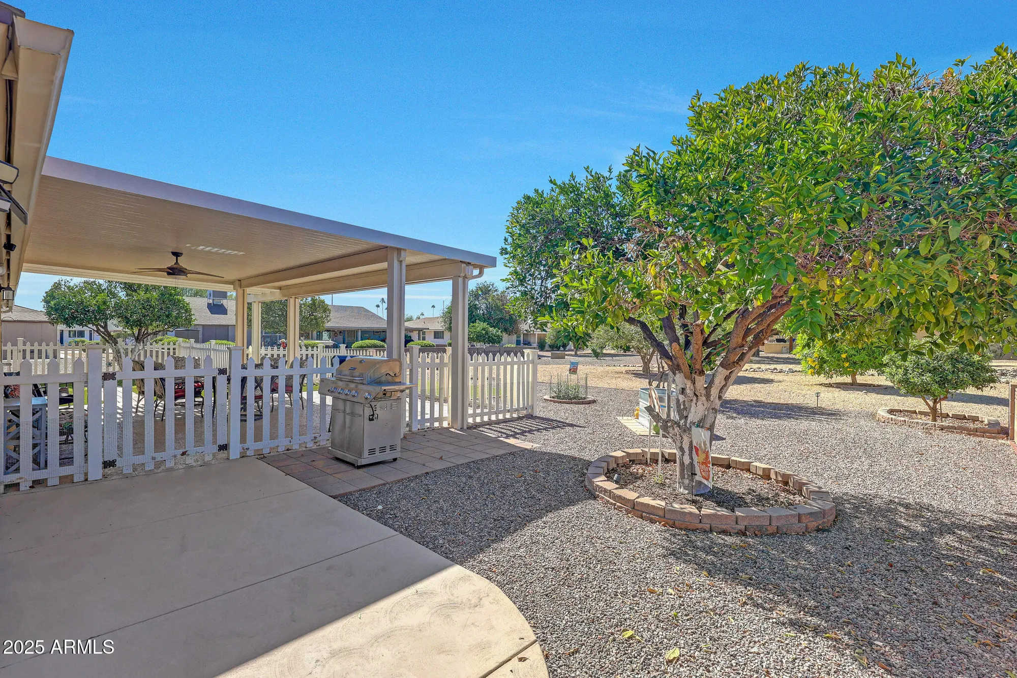 Property Slideshow image 35 of 43 | 10309 w floriade dr, Sun City, AZ, 85351