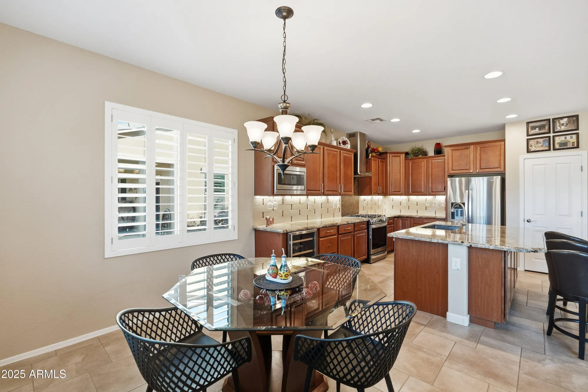 Property Slideshow image 13 of 61 | 42938 w kingfisher dr, Maricopa, AZ, 85138