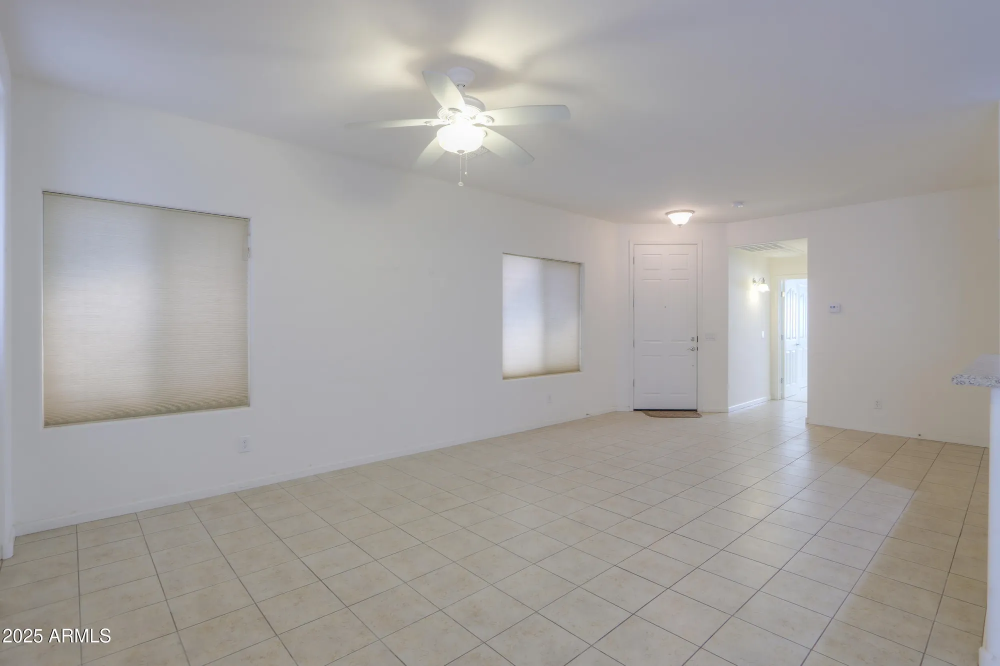 Property Slideshow image 5 of 25 | 1542 e melrose dr, Casa Grande, AZ, 85122