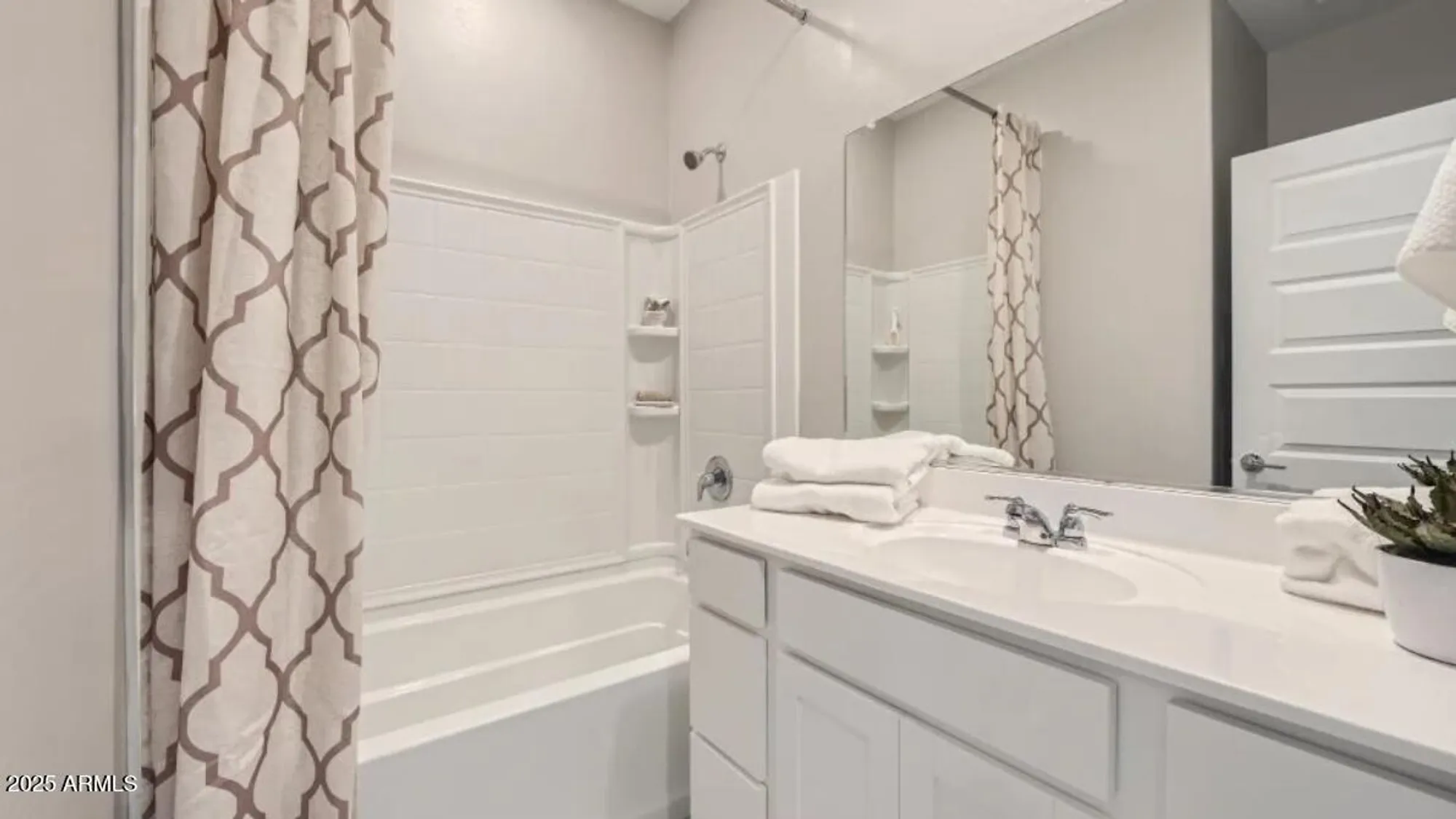 Property Slideshow image 13 of 24 | 25083 n 174th dr, Surprise, AZ, 85387