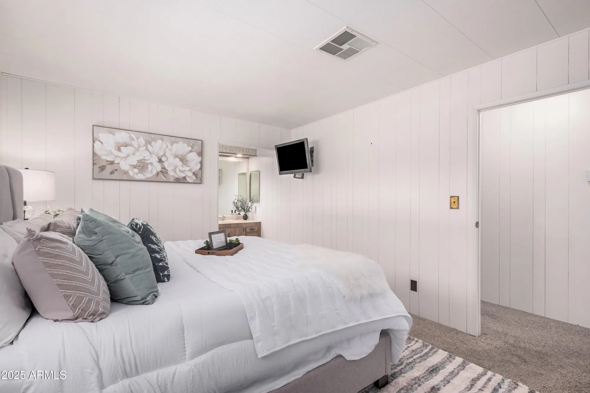 Property Slideshow image 15 of 30 | 506 s 83rd pl, Mesa, AZ, 85208