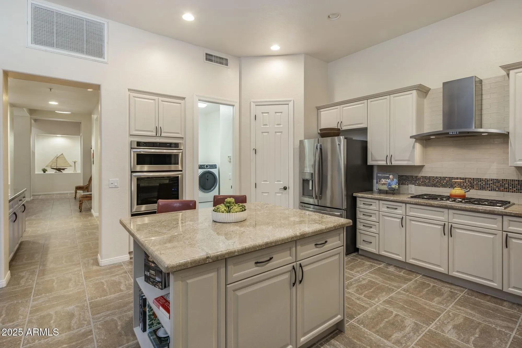 Property Slideshow image 18 of 87 | 33440 n 64th st, Scottsdale, AZ, 85266