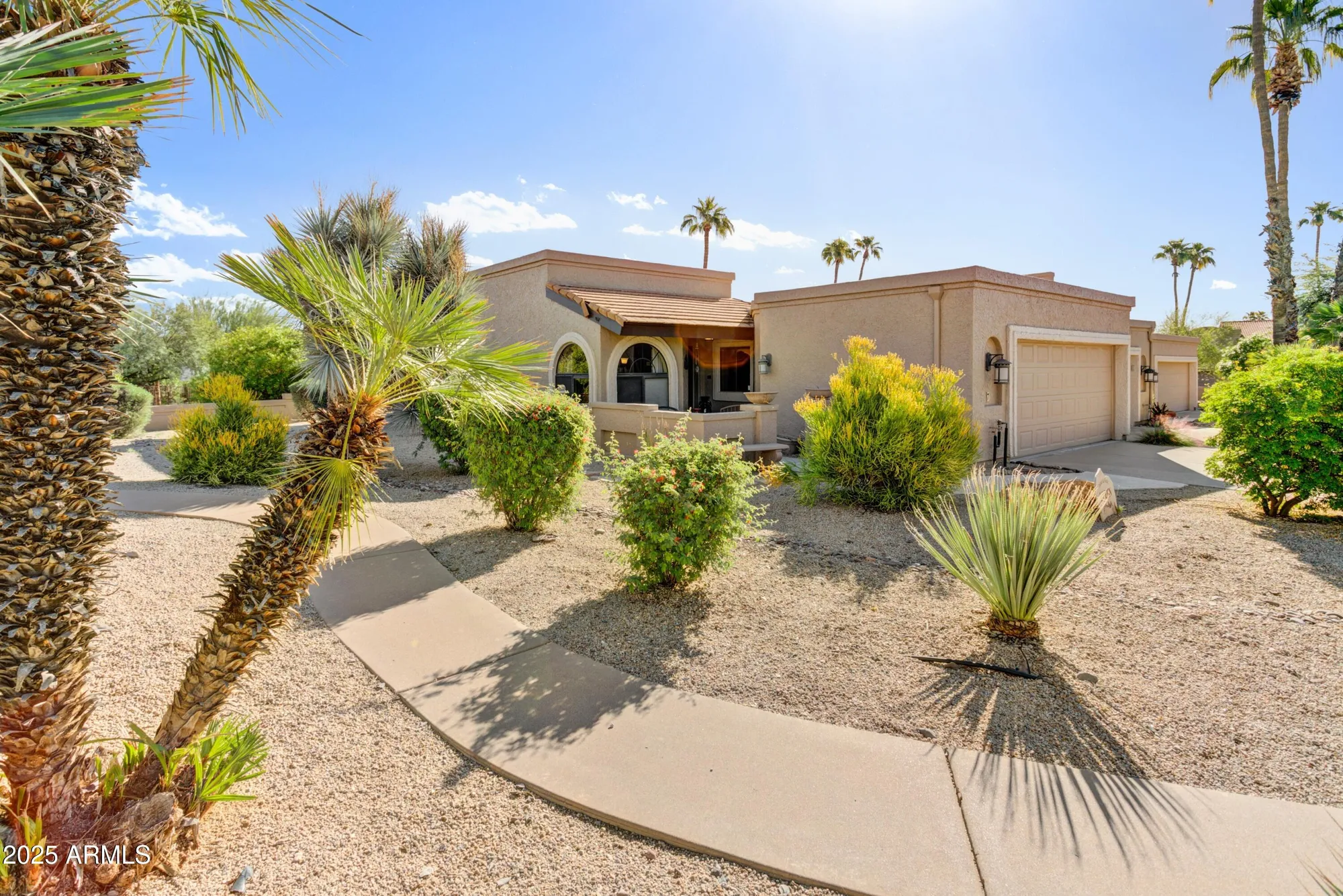 Property Slideshow image 1 of 22 | 25609 n forest rd unit 7, Rio Verde, AZ, 85263