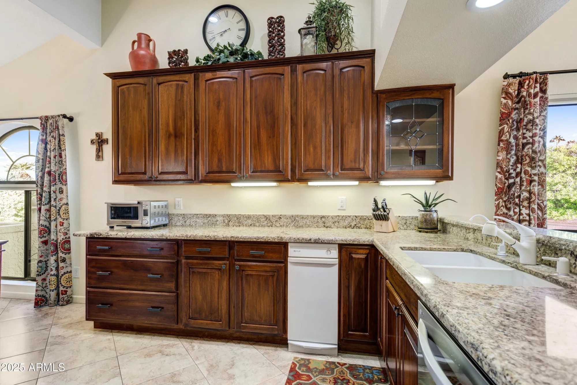 Property Slideshow image 6 of 22 | 25609 n forest rd unit 7, Rio Verde, AZ, 85263