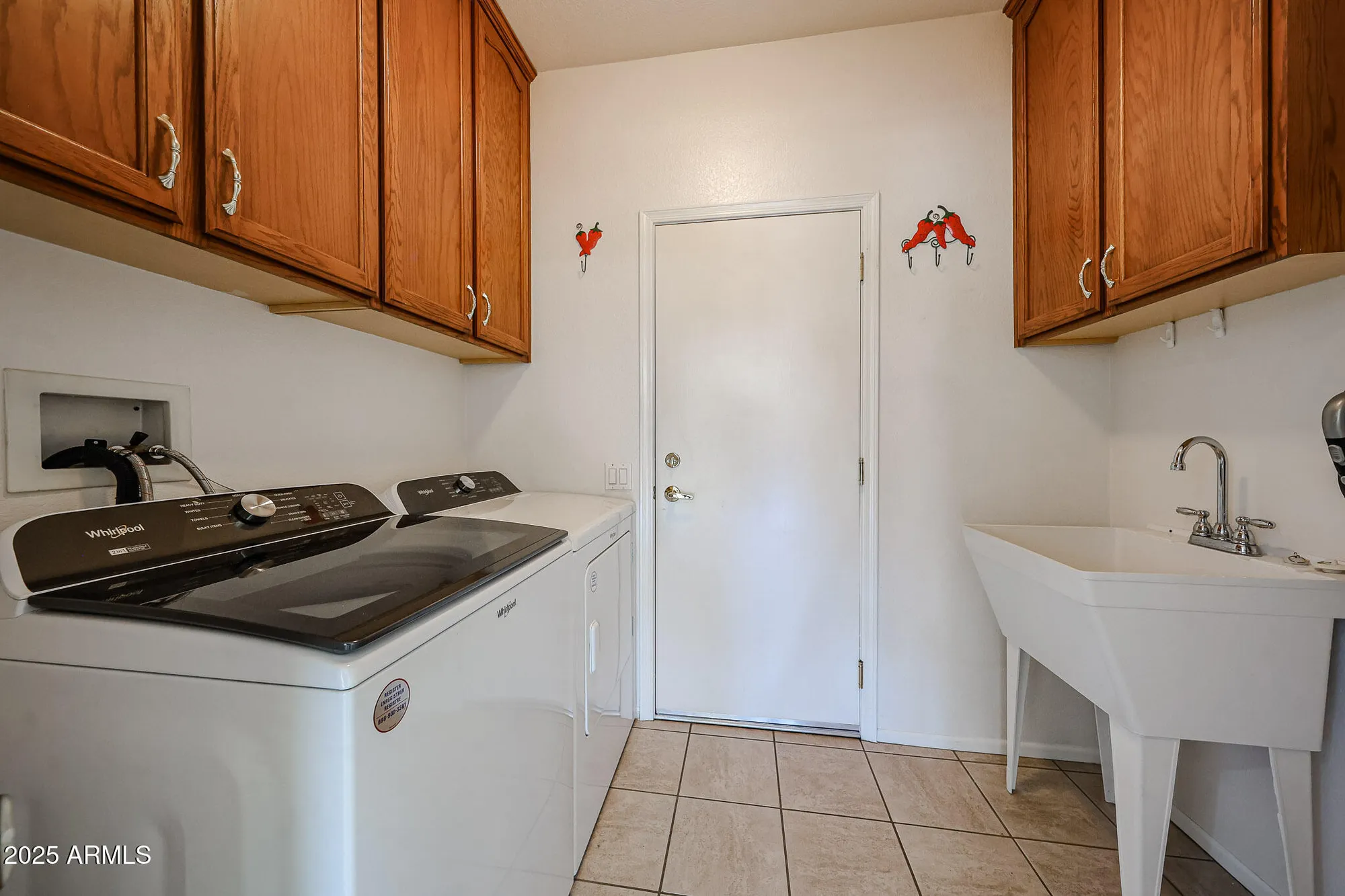 Property Slideshow image 15 of 40 | 16505 w lone tree ct, Surprise, AZ, 85374