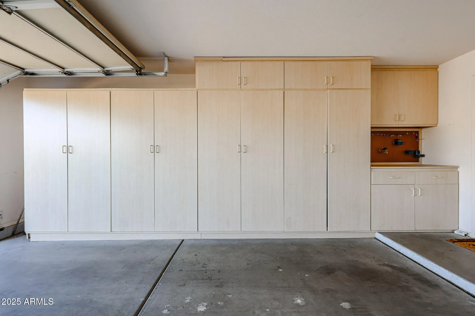 Property Slideshow image 38 of 40 | 16505 w lone tree ct, Surprise, AZ, 85374