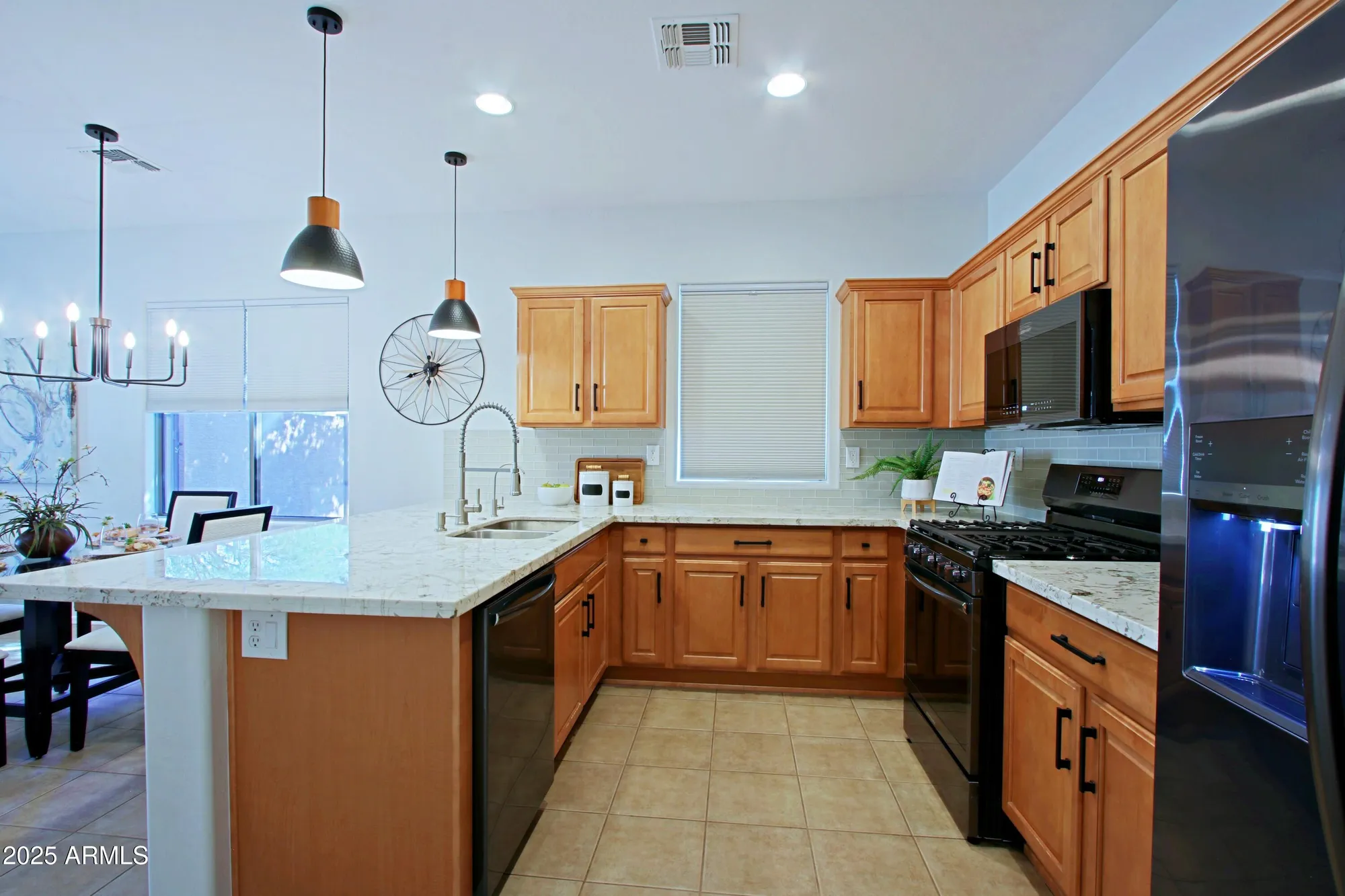 Property Slideshow image 26 of 100 | 40309 n la cantera ct, Phoenix, AZ, 85086