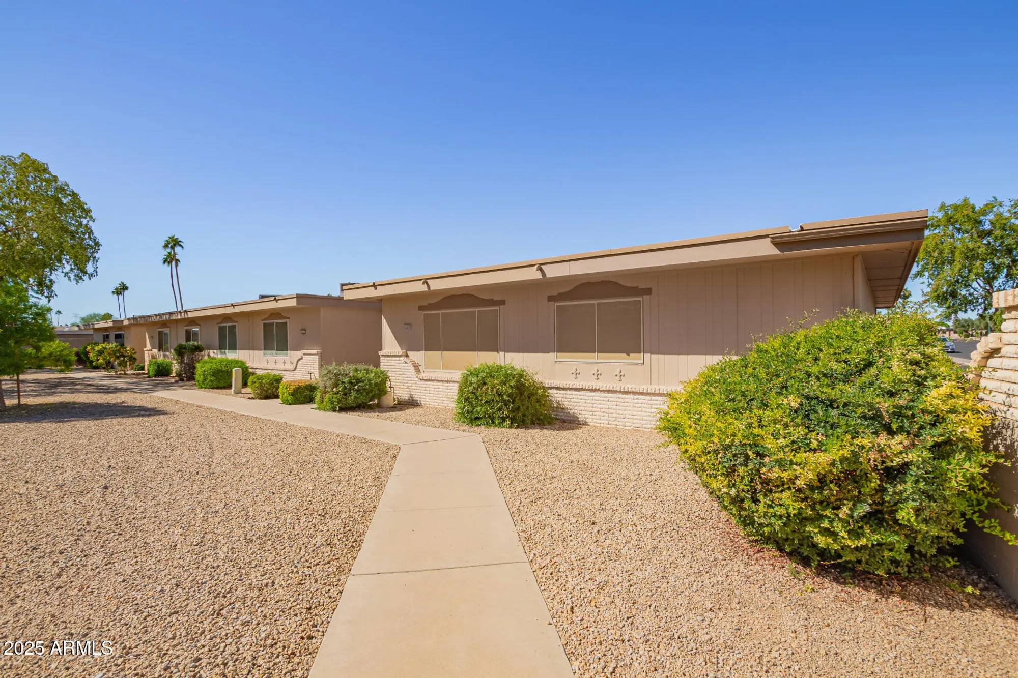 Property Slideshow image 5 of 40 | 14020 n palm ridge dr, Sun City, AZ, 85351