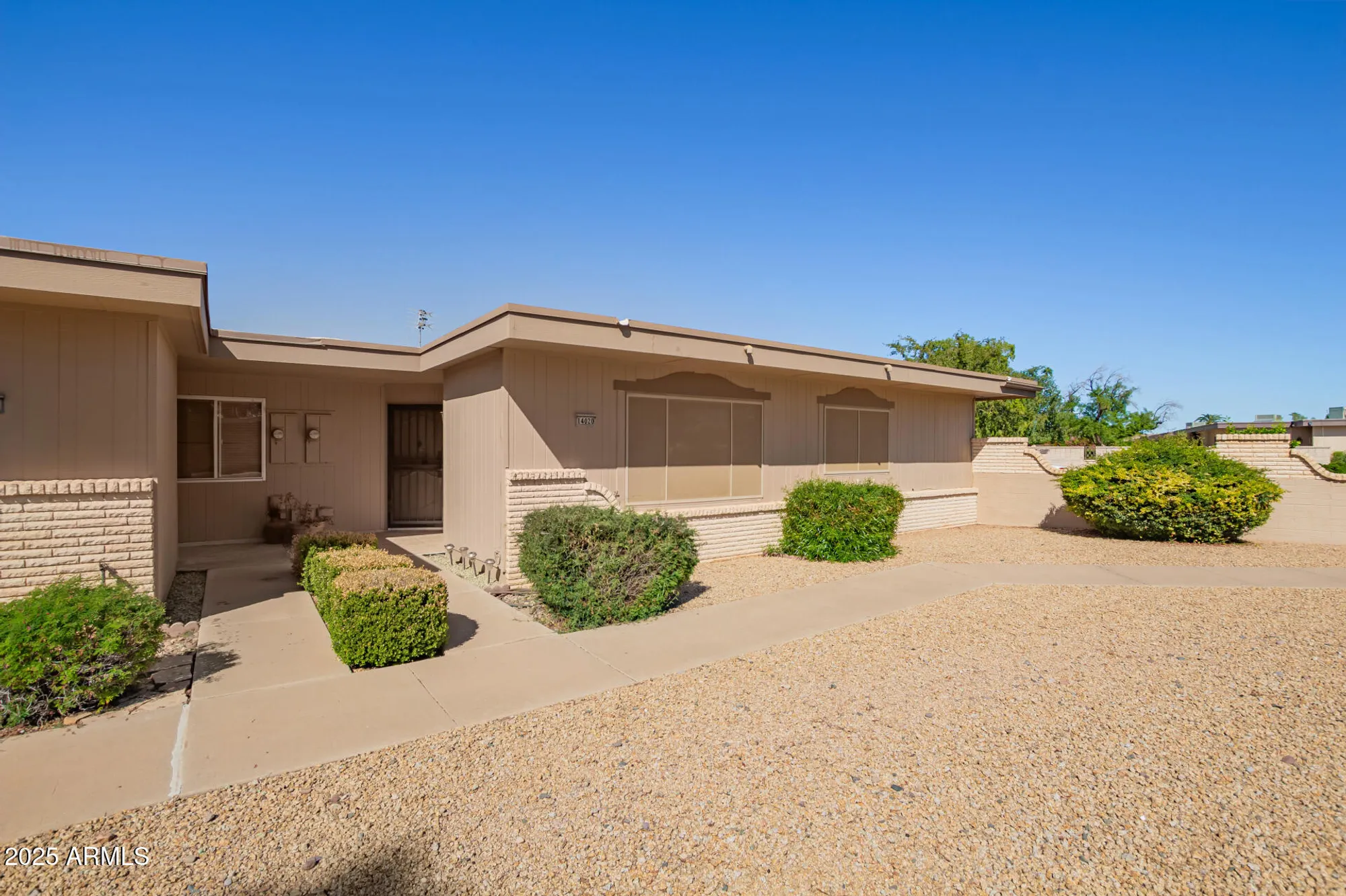 Property Slideshow image 3 of 40 | 14020 n palm ridge dr, Sun City, AZ, 85351