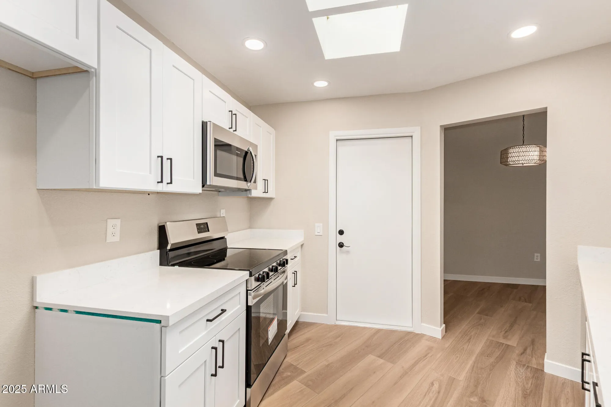 Property Slideshow image 13 of 40 | 14020 n palm ridge dr, Sun City, AZ, 85351