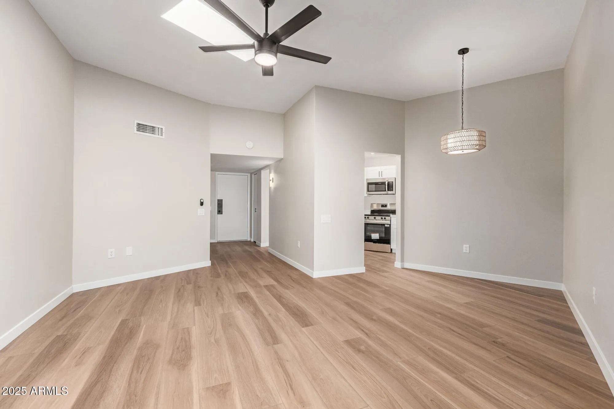 Property Slideshow image 12 of 40 | 14020 n palm ridge dr, Sun City, AZ, 85351